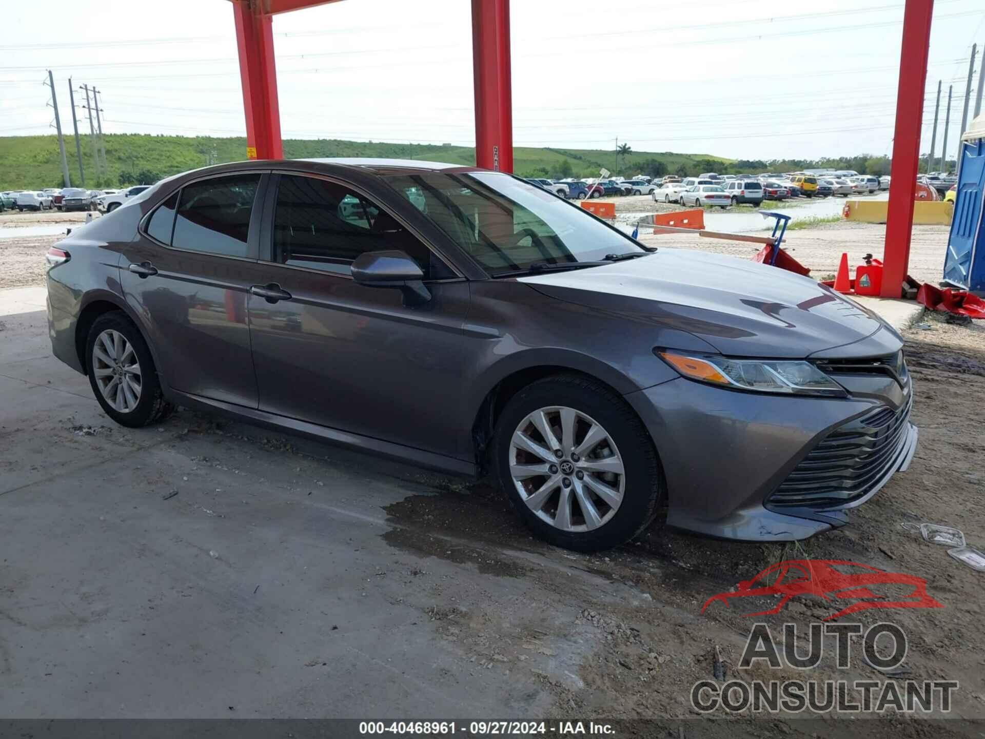 TOYOTA CAMRY 2020 - 4T1C11AK2LU987127