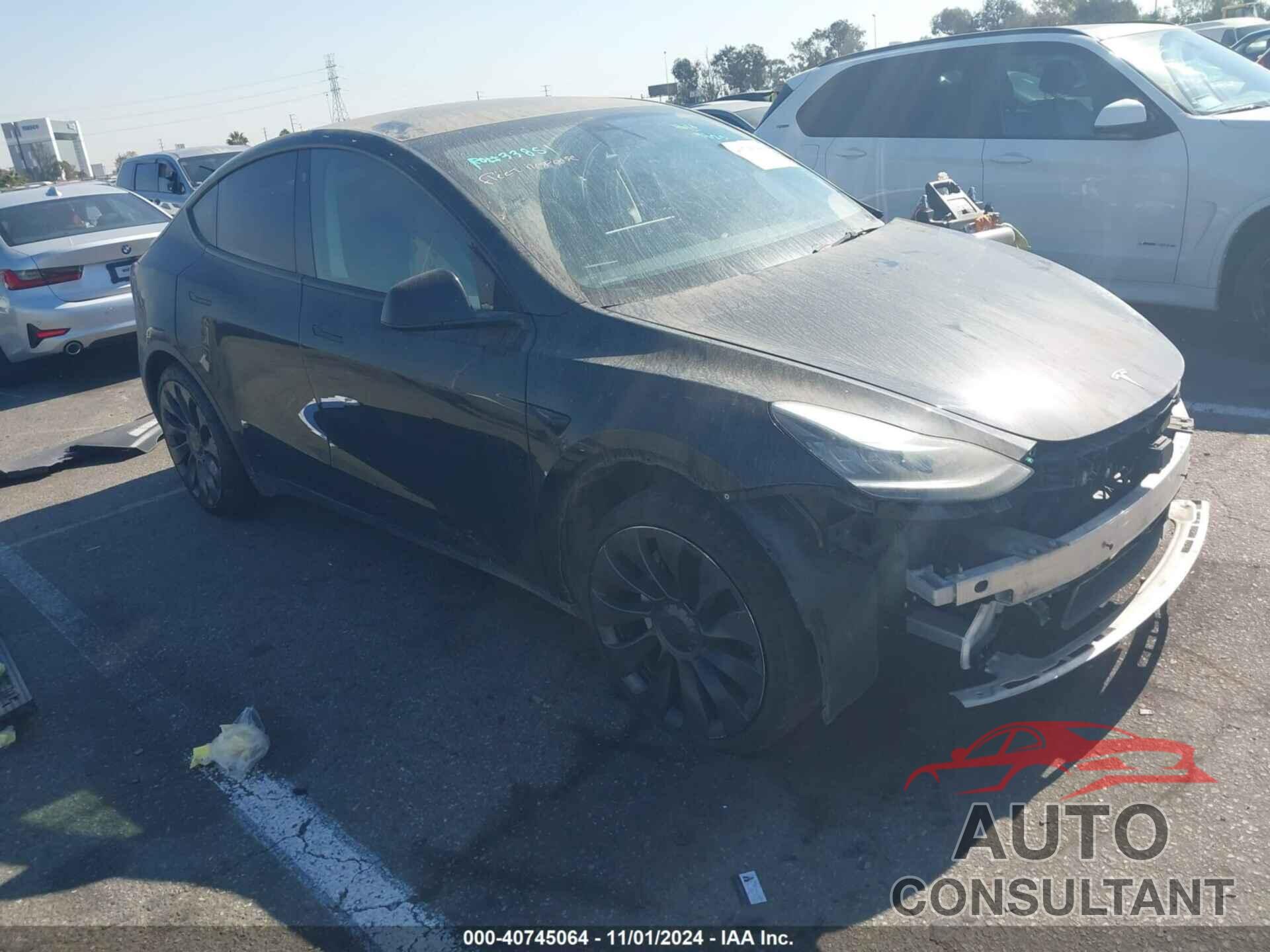 TESLA MODEL Y 2021 - 5YJYGDEE1MF093922