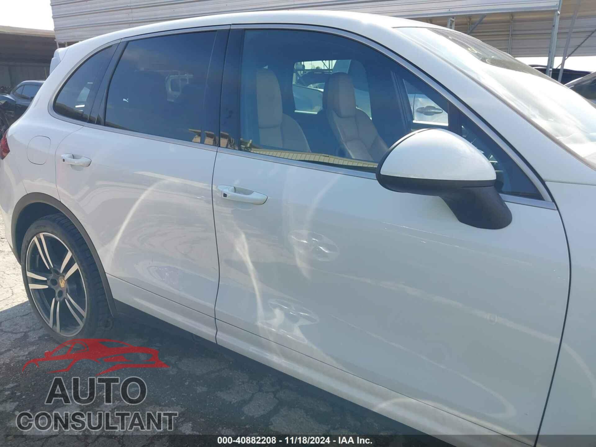 PORSCHE CAYENNE 2014 - WP1AA2A21ELA08657