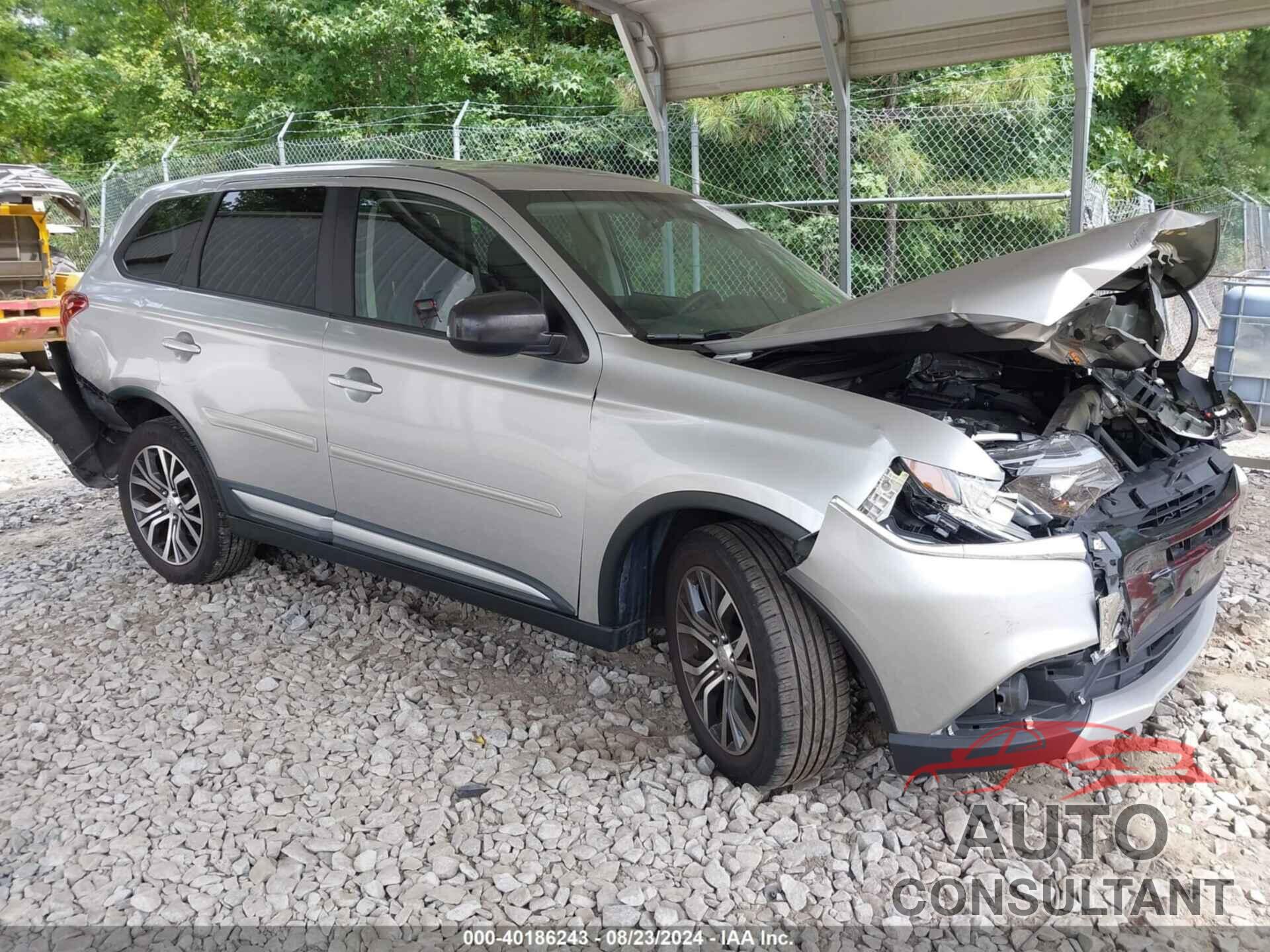 MITSUBISHI OUTLANDER 2018 - JA4AD2A39JZ054188