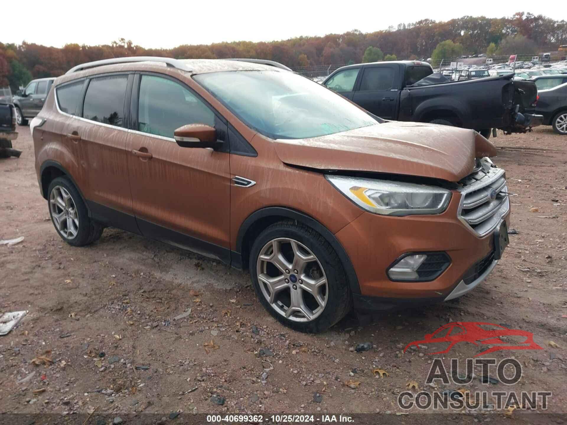 FORD ESCAPE 2017 - 1FMCU0JD5HUA46846