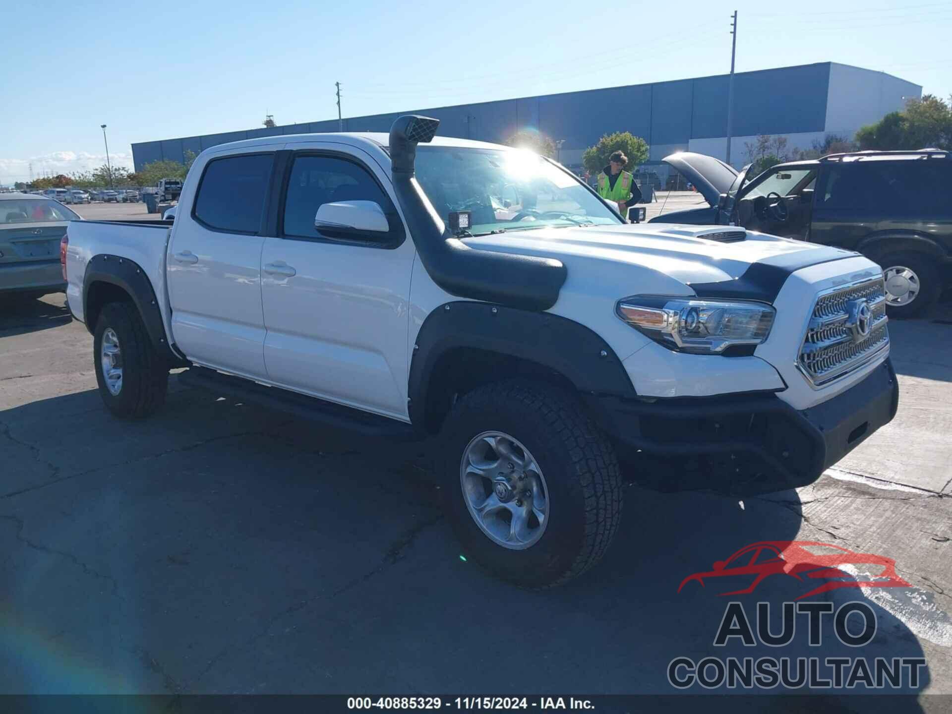 TOYOTA TACOMA 2017 - 3TMAZ5CN8HM030628