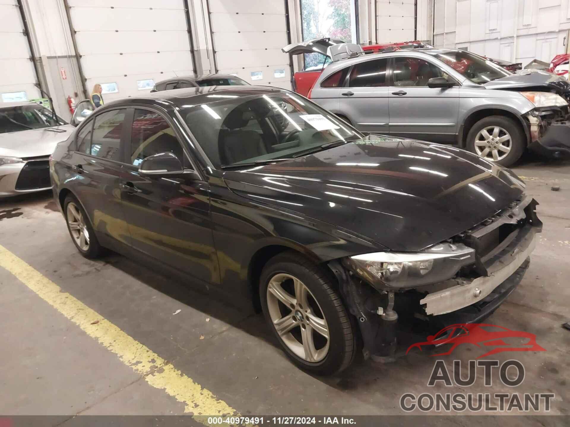 BMW 328I 2013 - WBA3B5G56DNS02952