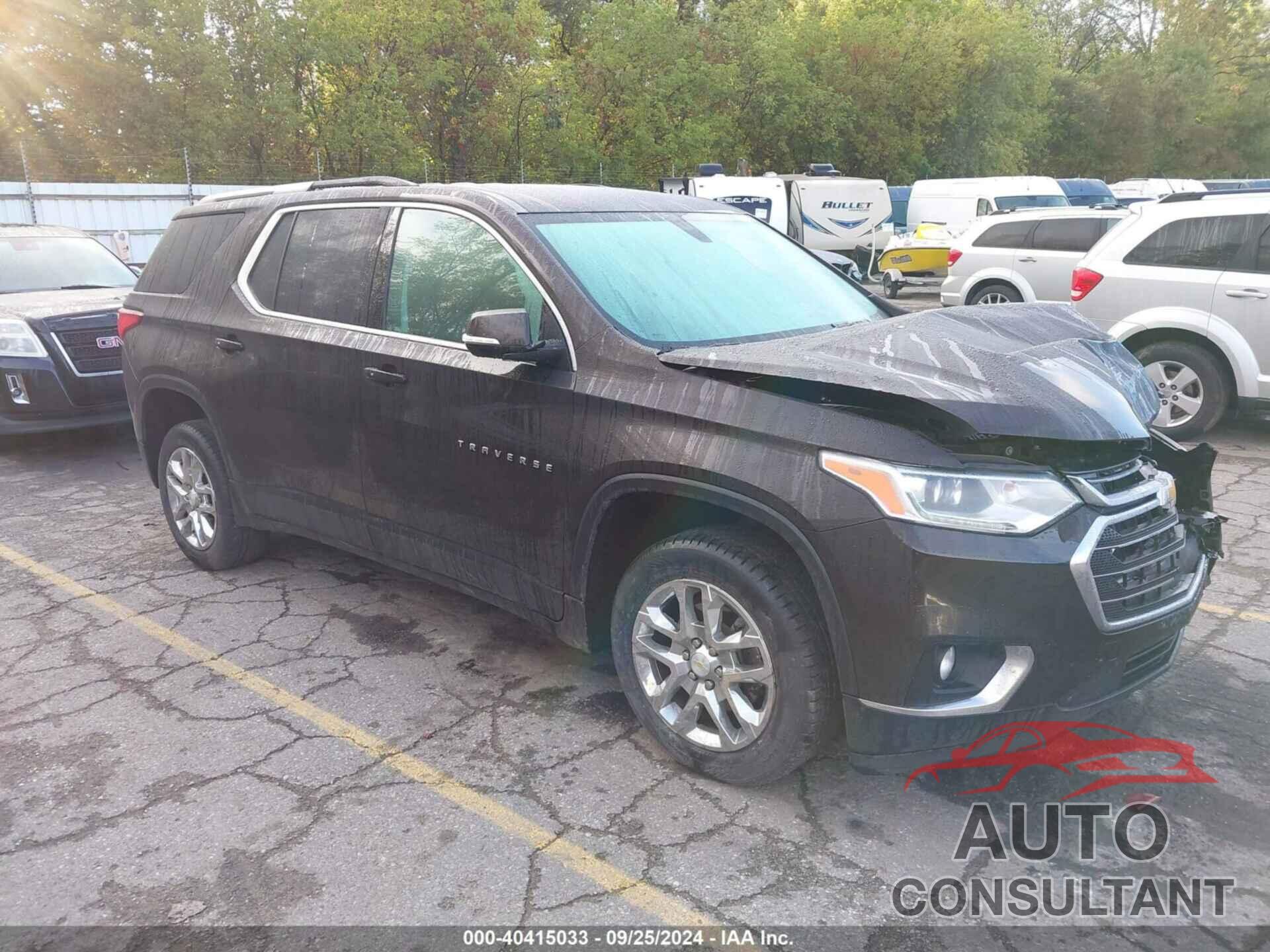 CHEVROLET TRAVERSE 2018 - 1GNEVGKW8JJ113537