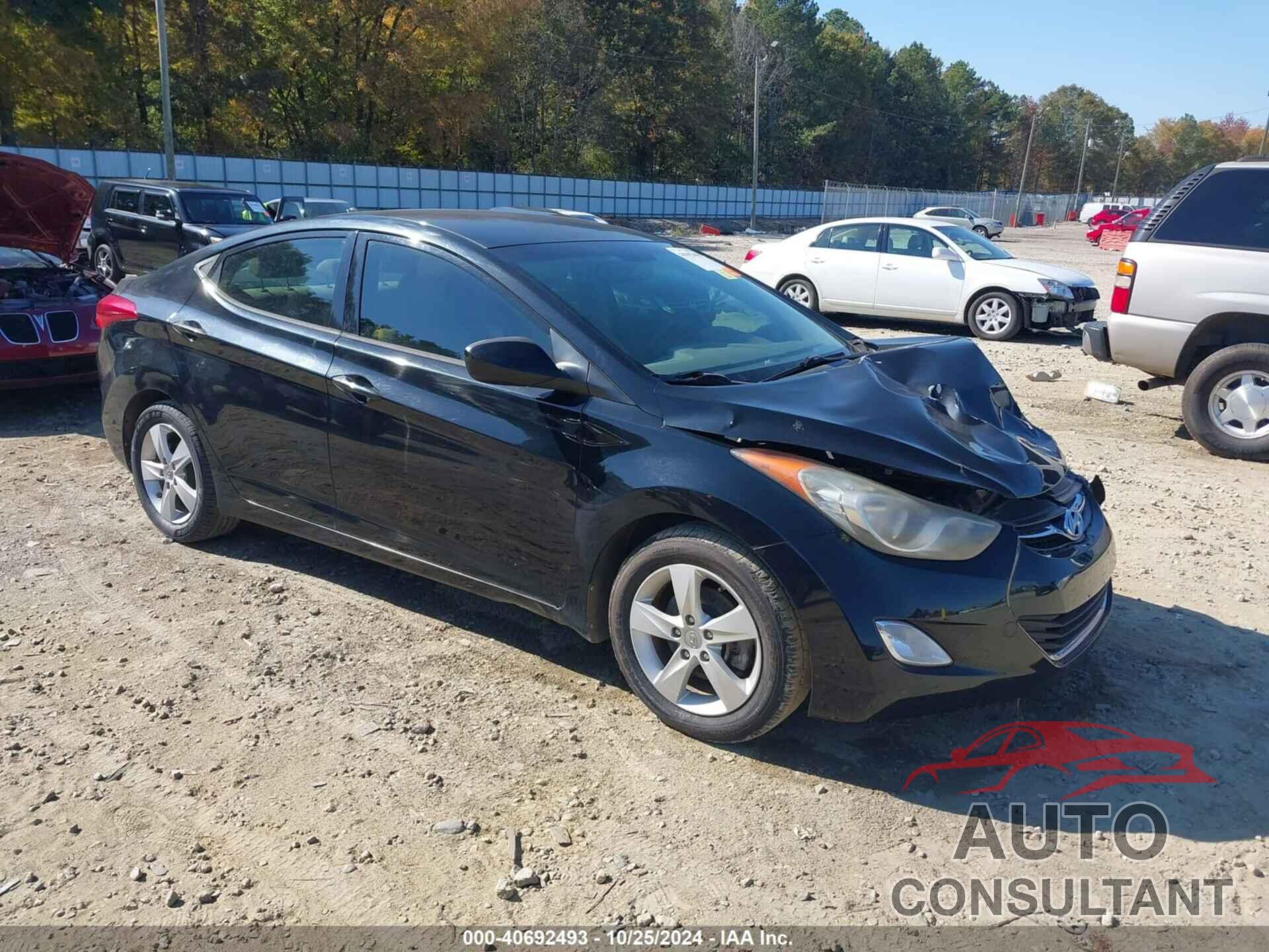 HYUNDAI ELANTRA 2013 - KMHDH4AE6DU867831