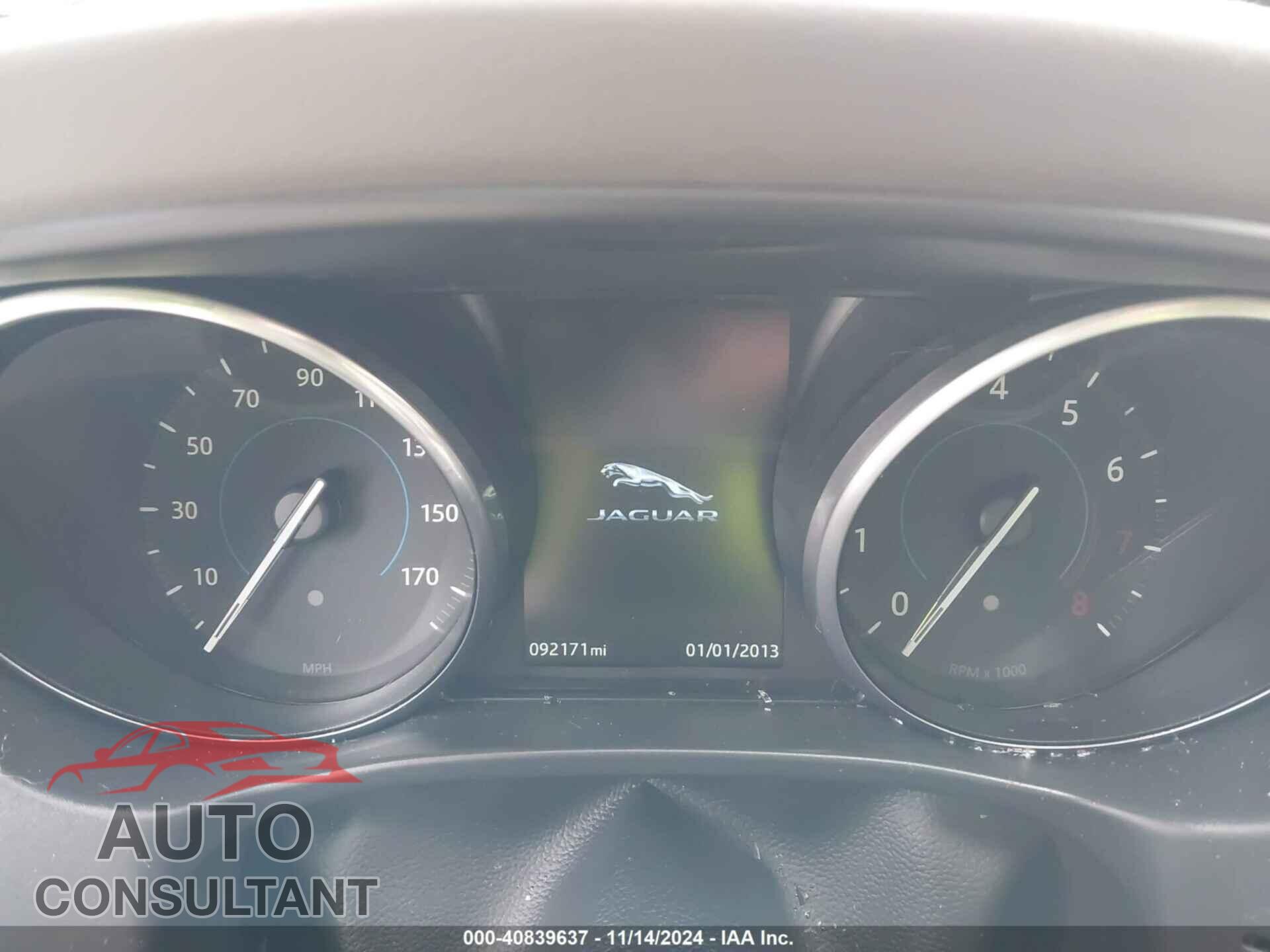 JAGUAR XE 2017 - SAJAR4BG2HA963971