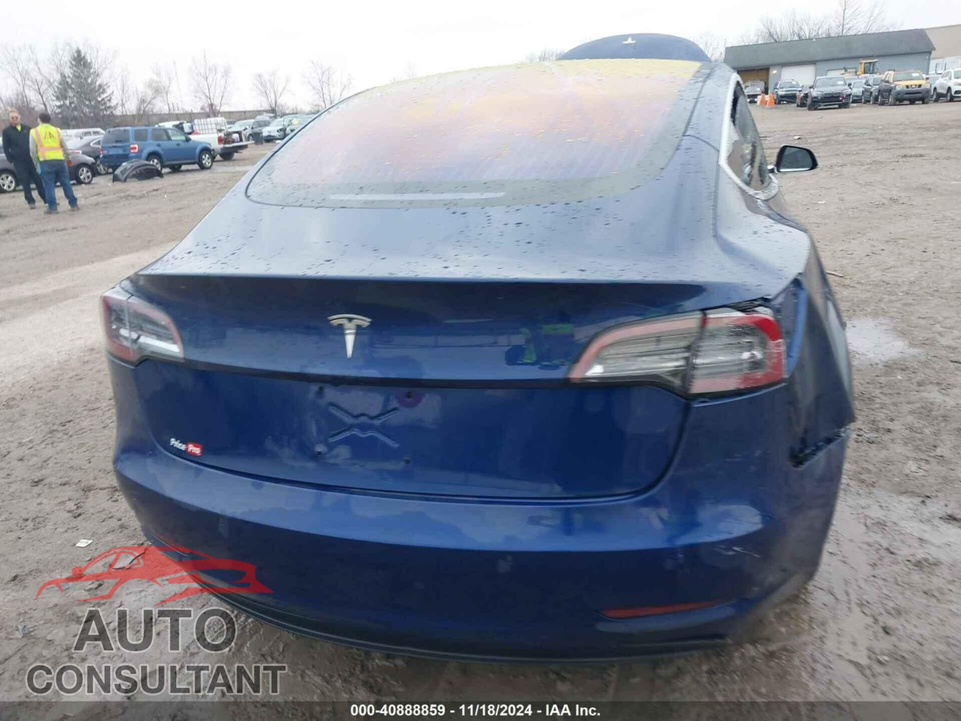 TESLA MODEL 3 2018 - 5YJ3E1EA7JF005513