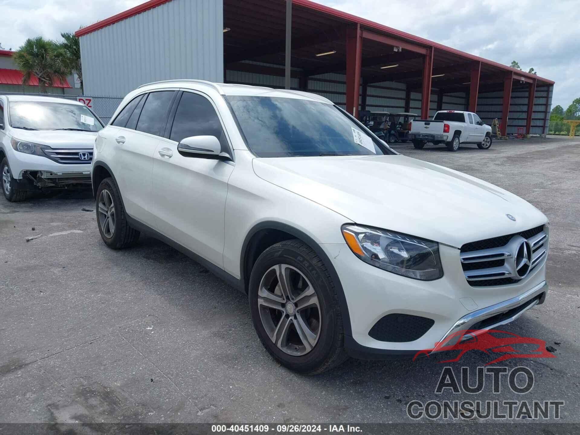 MERCEDES-BENZ GLC 300 2017 - WDC0G4JB9HF194517
