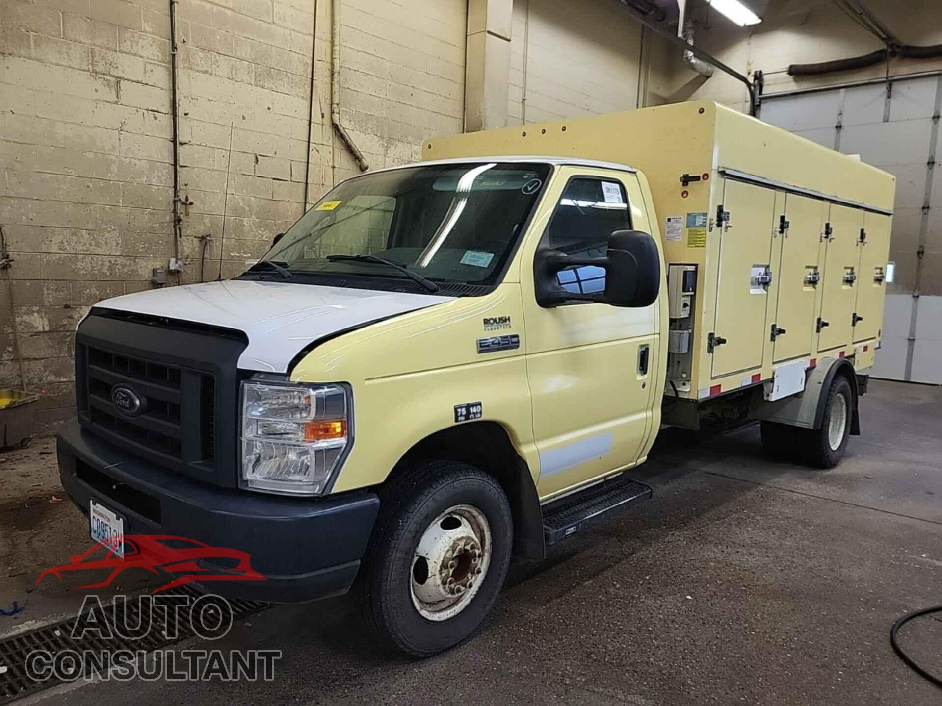 FORD ECONOLINE 2017 - 1FDXE4FS2HDC72209