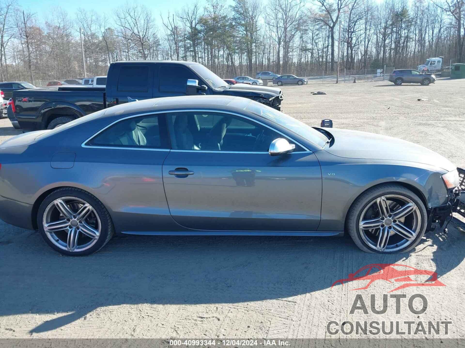AUDI S5 2012 - WAUVVAFR4CA008133
