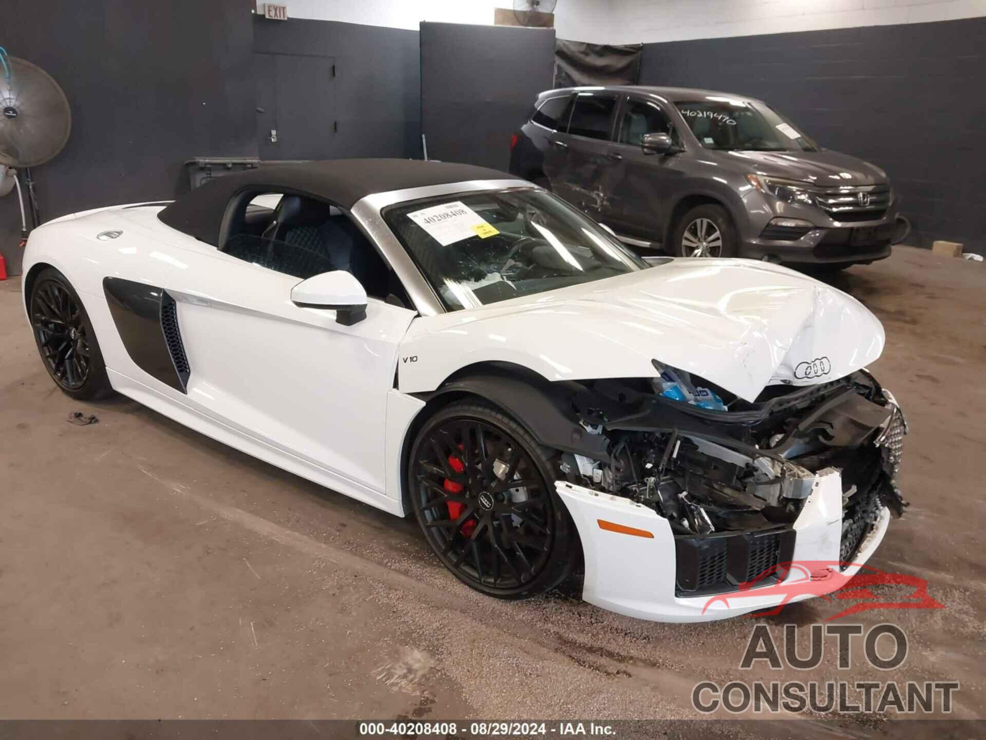 AUDI R8 2017 - WUAVACFX0H7904459