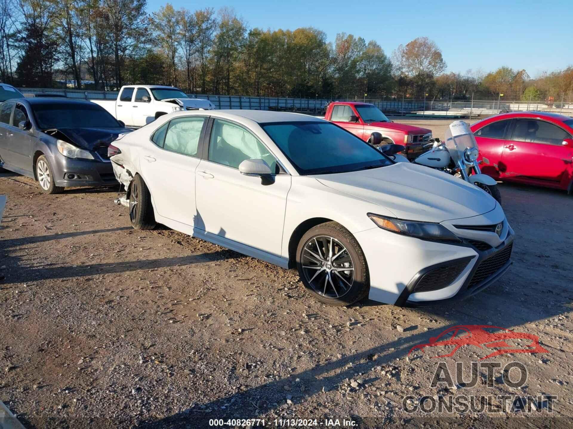 TOYOTA CAMRY 2024 - 4T1T11AK5RU204729