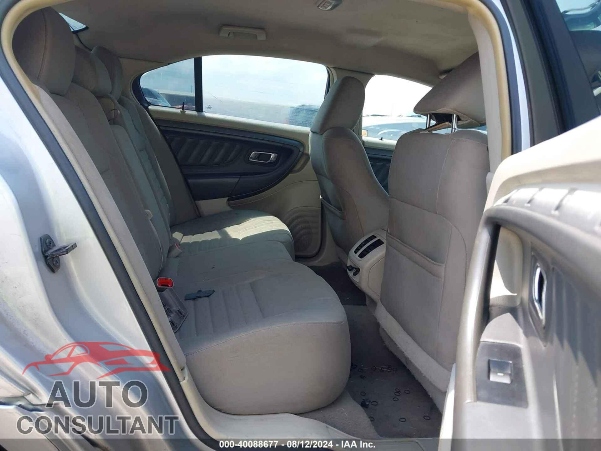 FORD TAURUS 2010 - 1FAHP2DW4AG132458