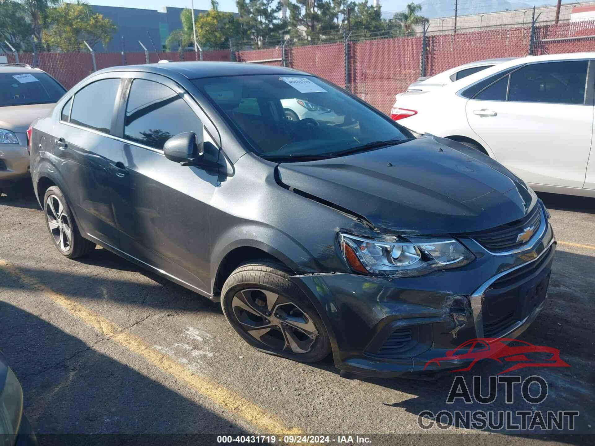 CHEVROLET SONIC 2019 - 1G1JF5SB5K4122615