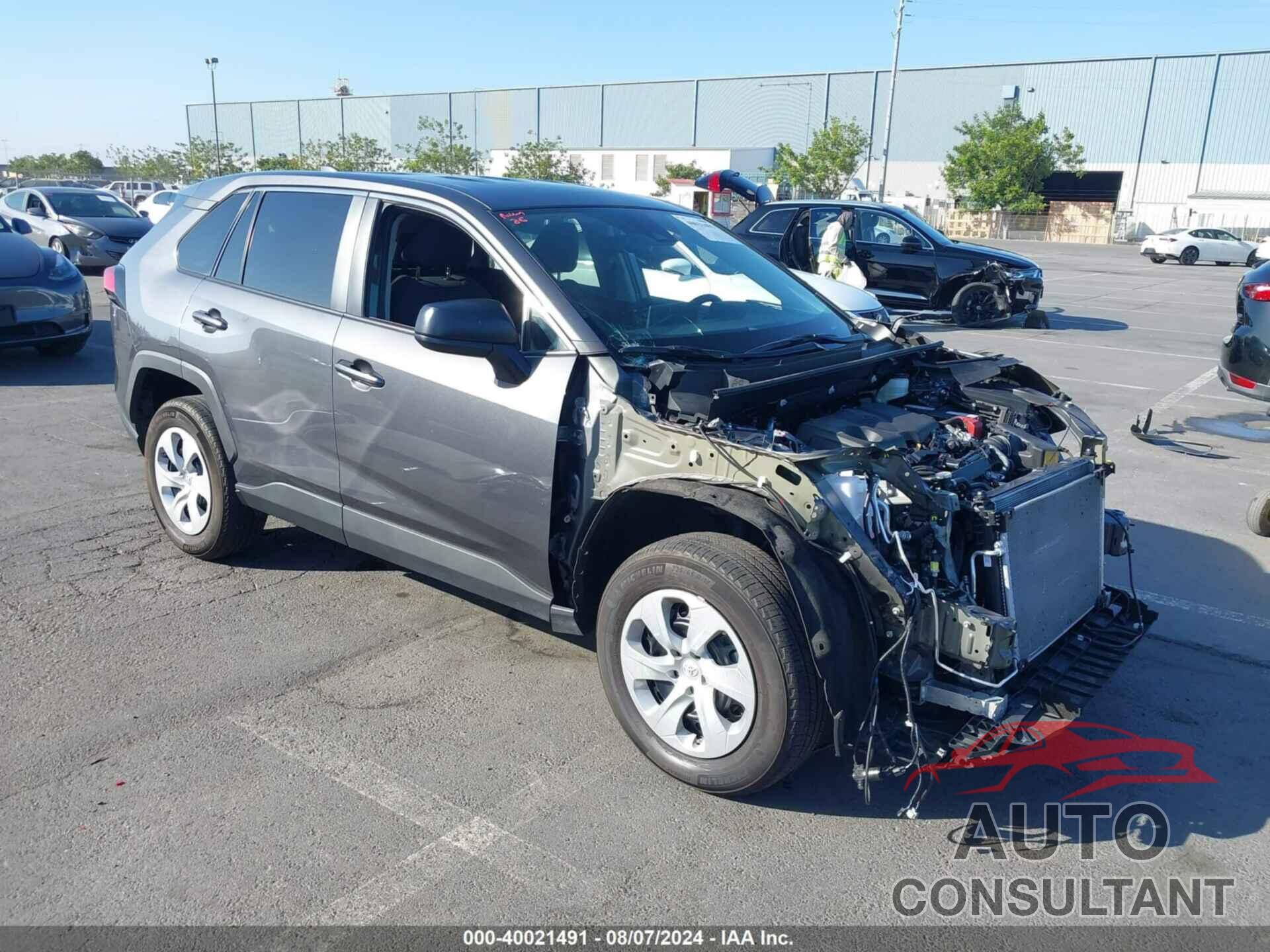 TOYOTA RAV4 2024 - 2T3H1RFV8RW306685