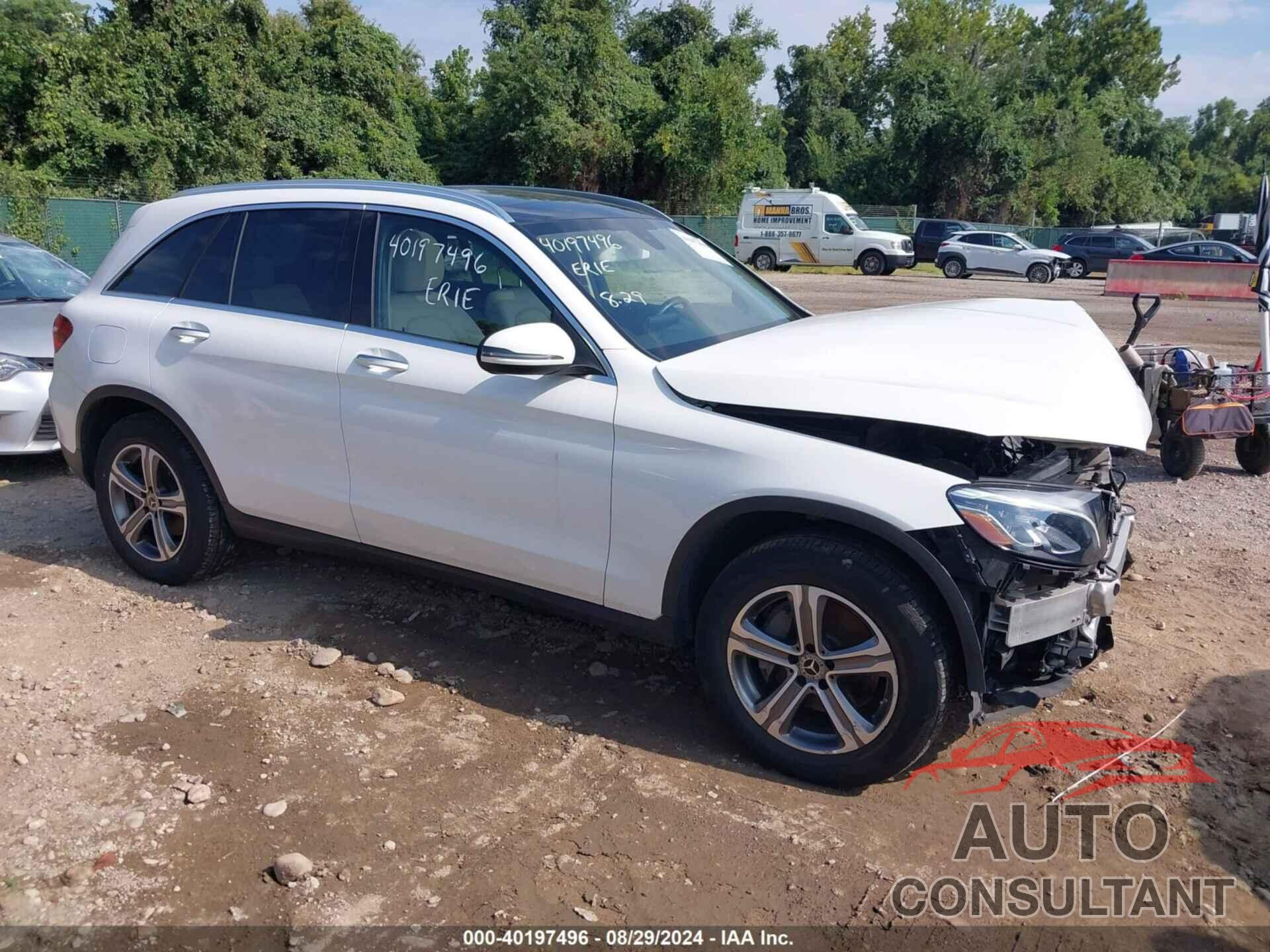 MERCEDES-BENZ GLC 300 2019 - WDC0G4KB8KF576415