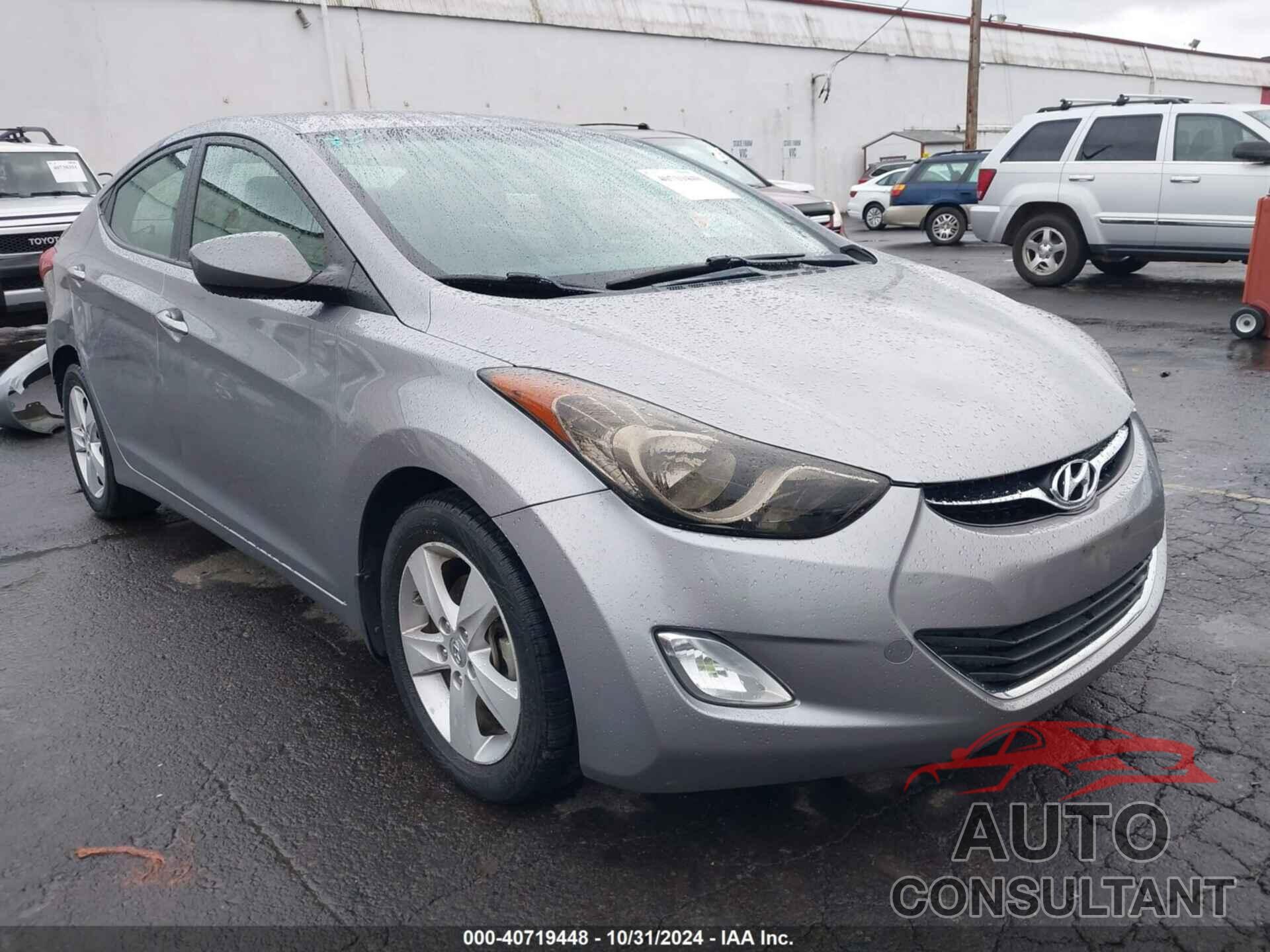 HYUNDAI ELANTRA 2013 - KMHDH4AE1DU535294