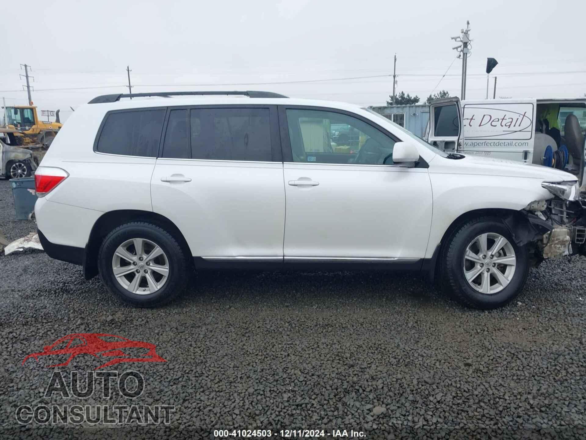 TOYOTA HIGHLANDER 2012 - 5TDBK3EHXCS123163