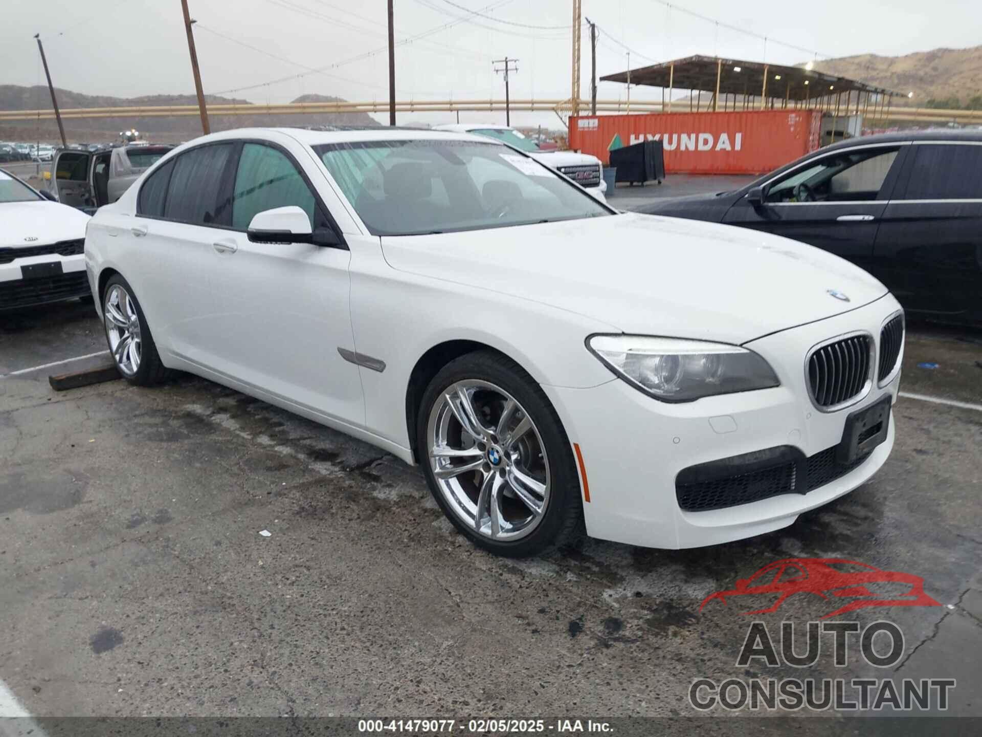 BMW 740I 2013 - WBAYA6C57DC995338