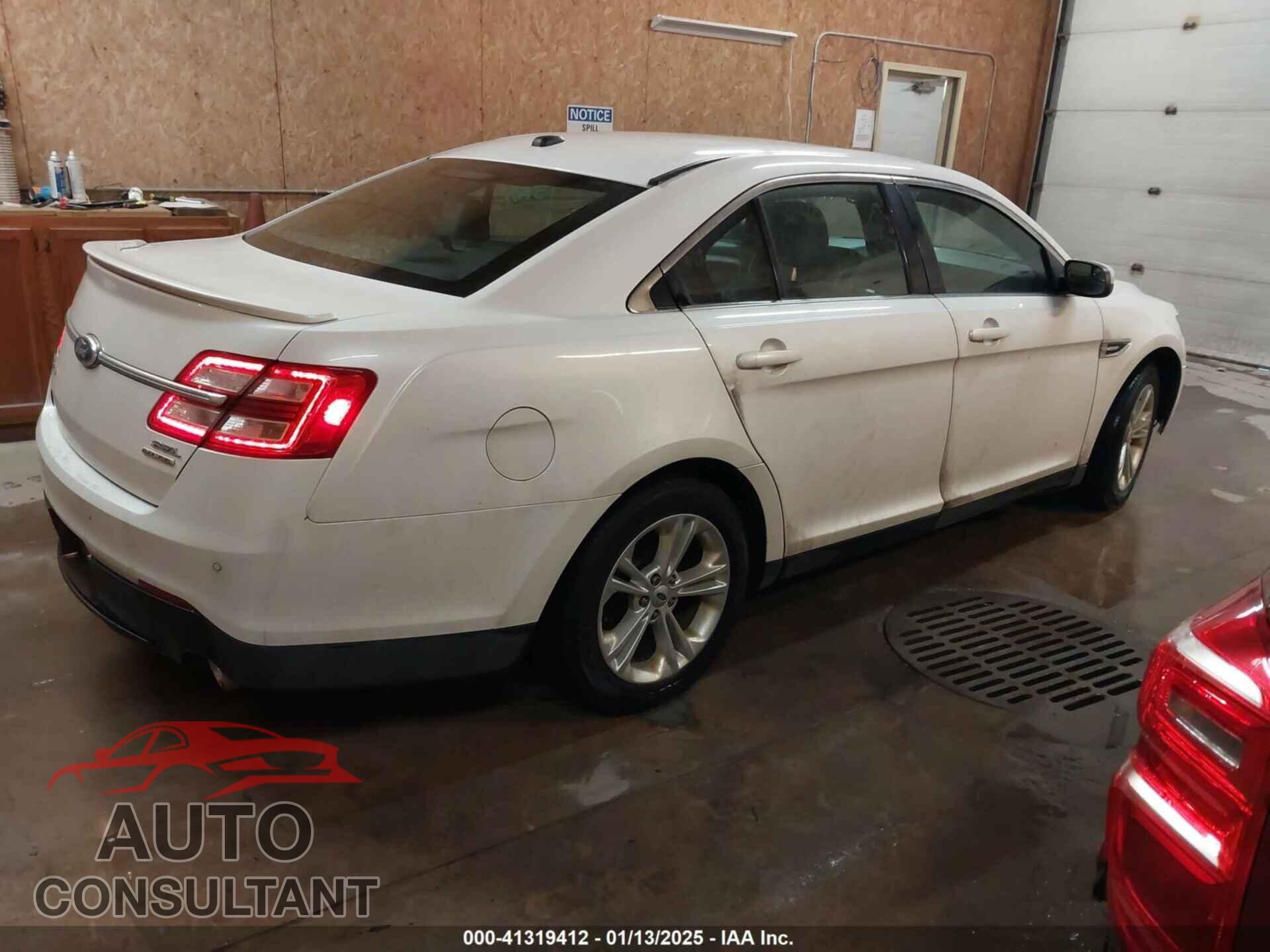 FORD TAURUS 2013 - 1FAHP2E88DG142334
