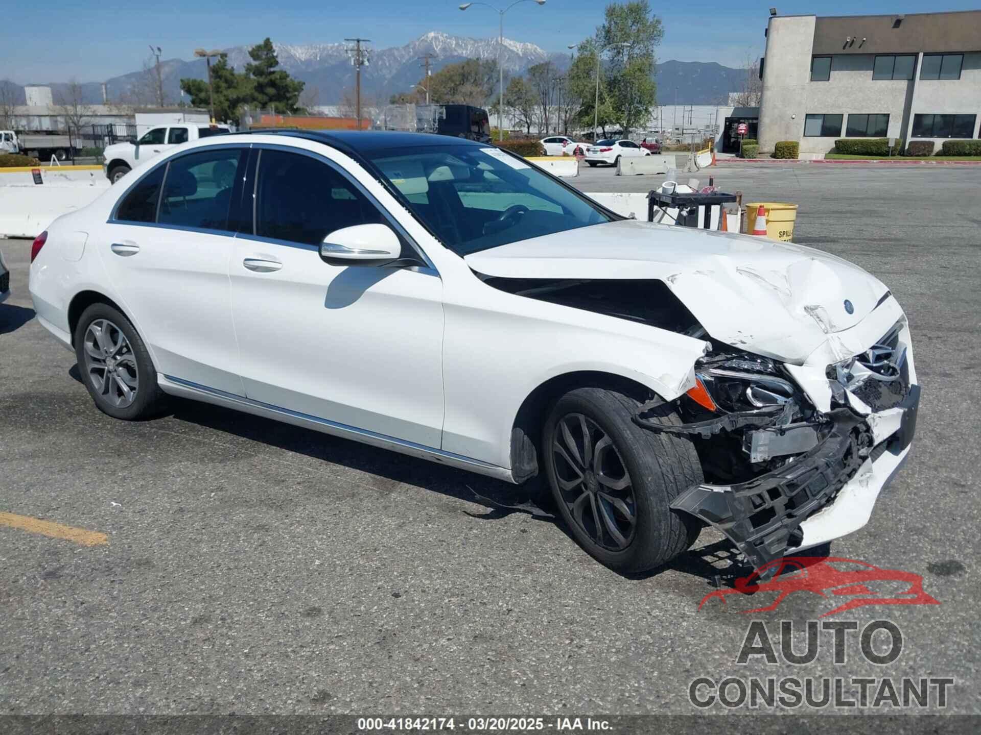 MERCEDES-BENZ C 300 2015 - 55SWF4KBXFU020795