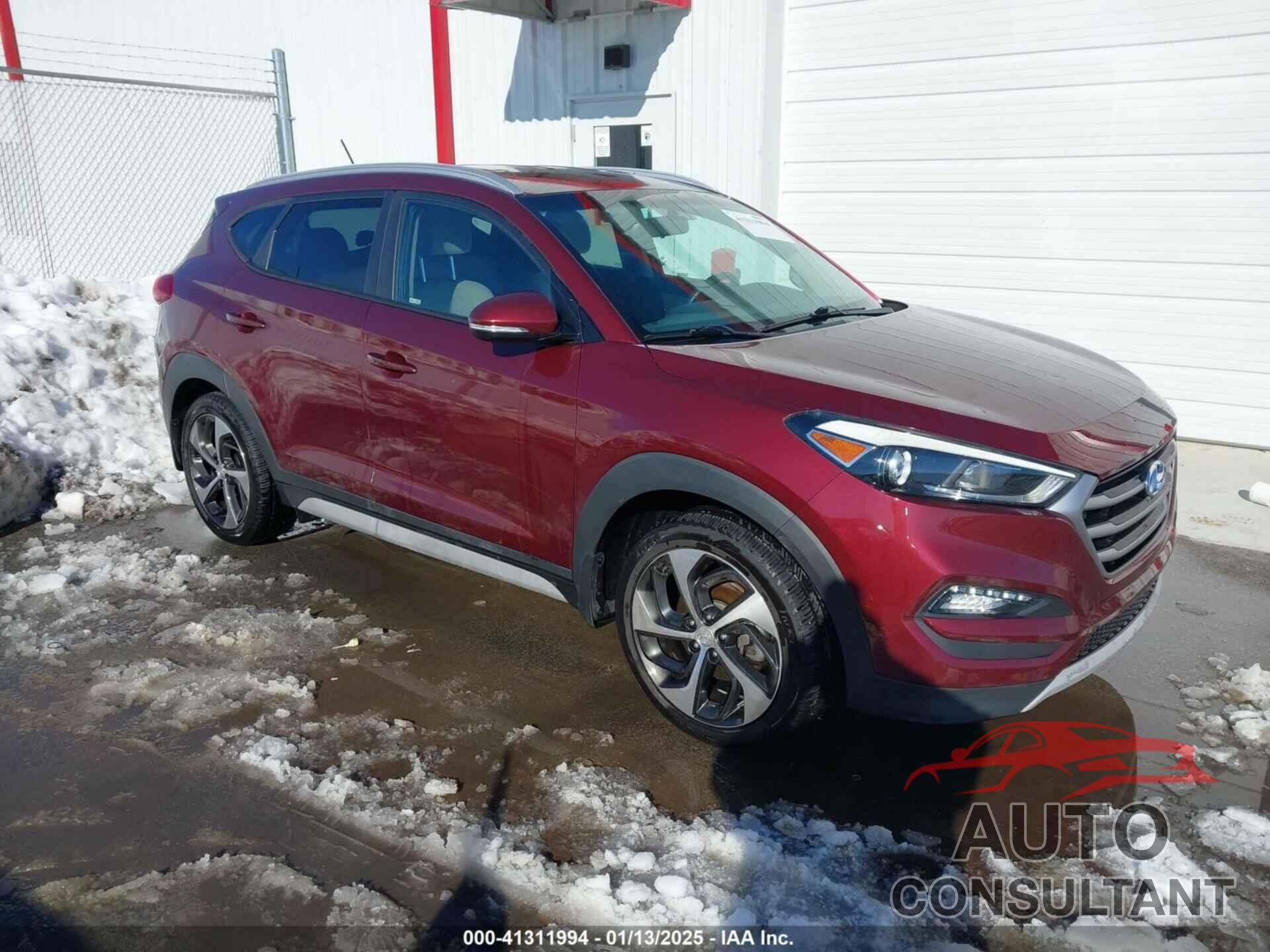 HYUNDAI TUCSON 2017 - KM8J3CA25HU381938