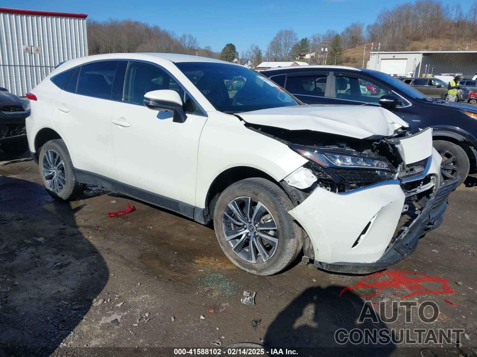 TOYOTA VENZA 2022 - JTEAAAAH4NJ105133