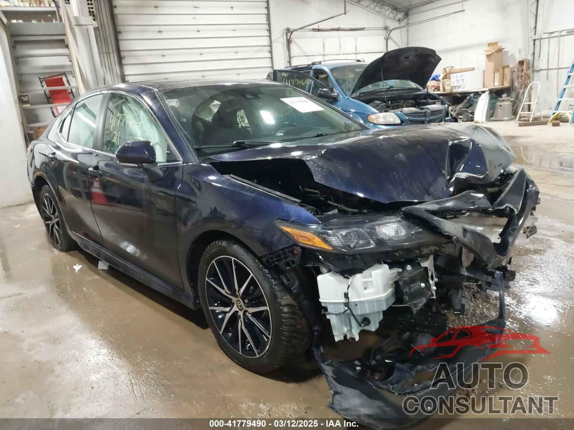 TOYOTA CAMRY 2021 - 4T1T11BK8MU041159