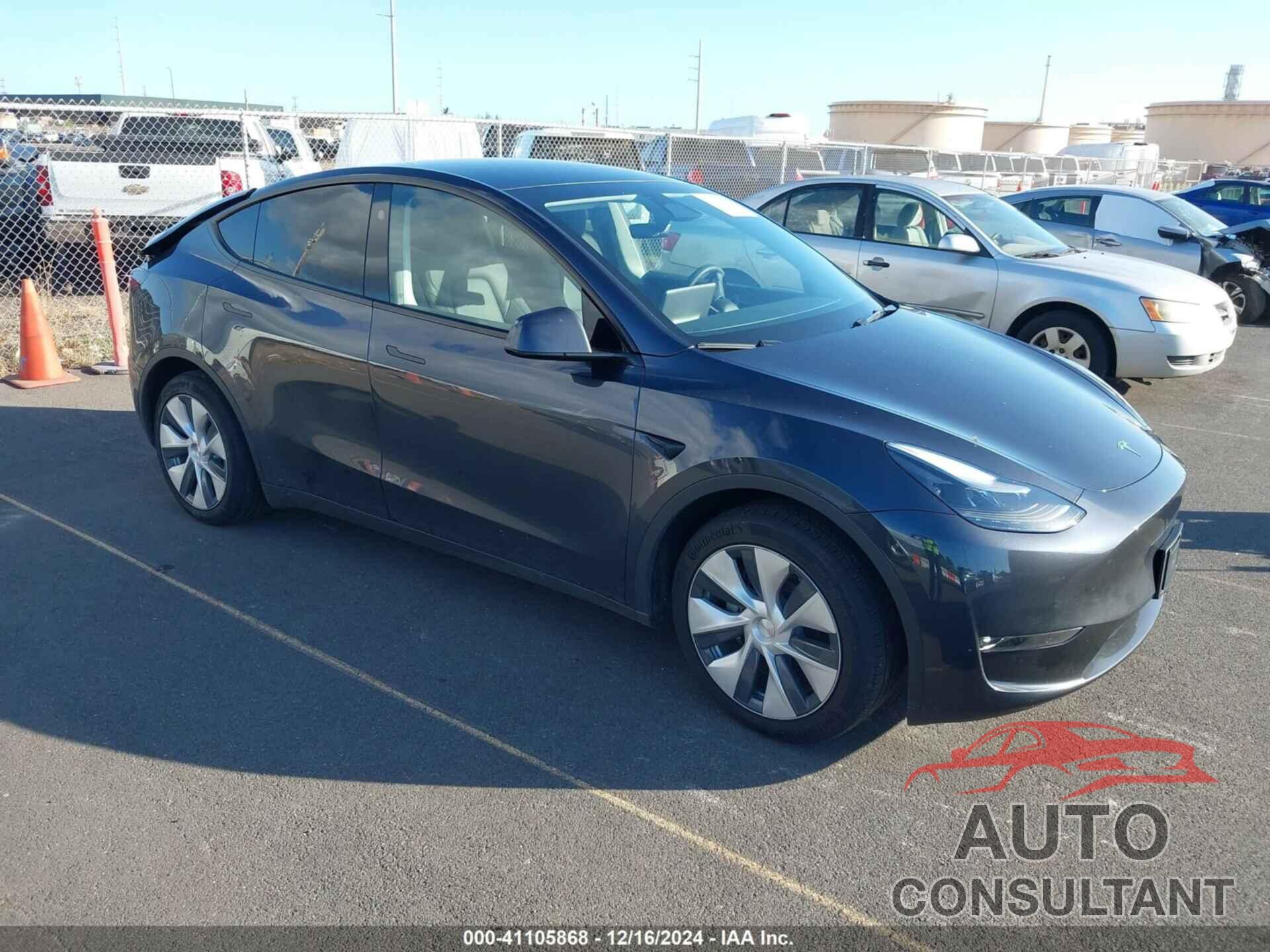 TESLA MODEL Y 2024 - 7SAYGAEE6RF060925