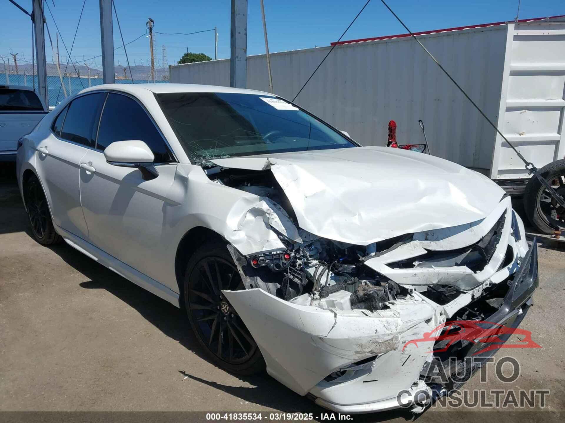 TOYOTA CAMRY 2023 - 4T1K31AKXPU600867