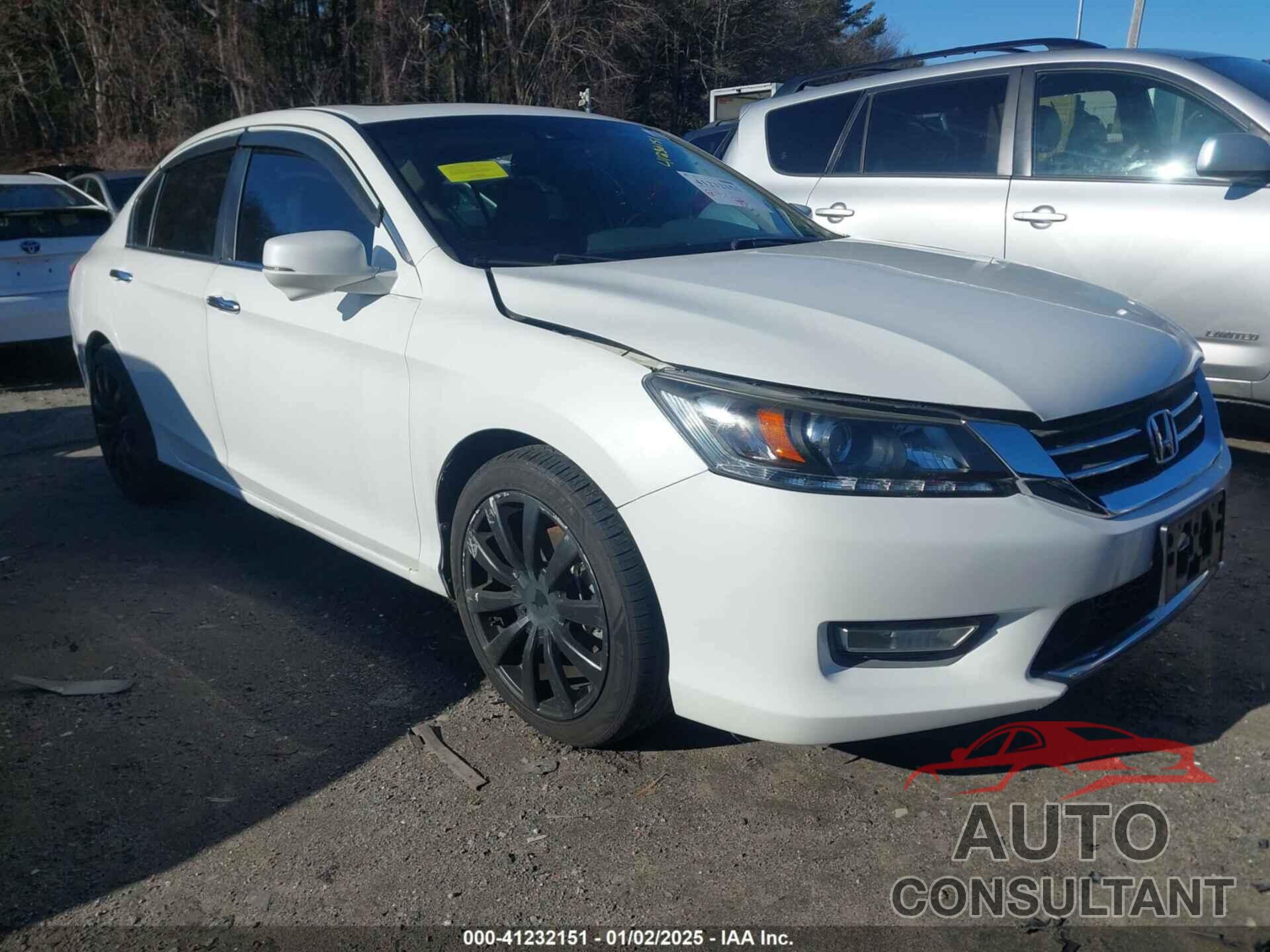 HONDA ACCORD 2013 - 1HGCR3F82DA008894