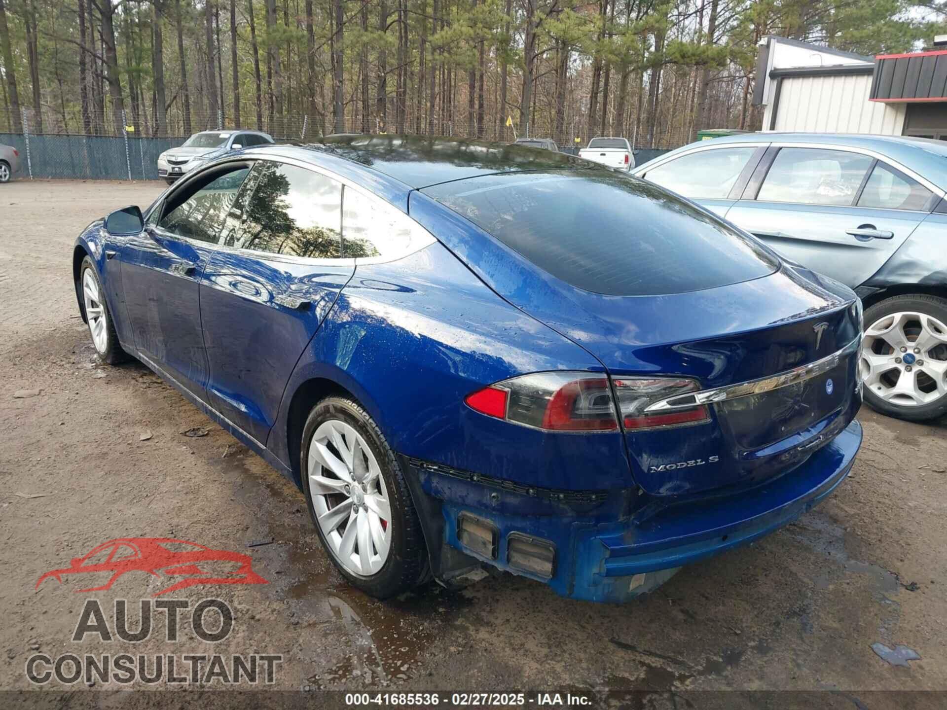 TESLA MODEL S 2017 - 5YJSA1E18HF199535