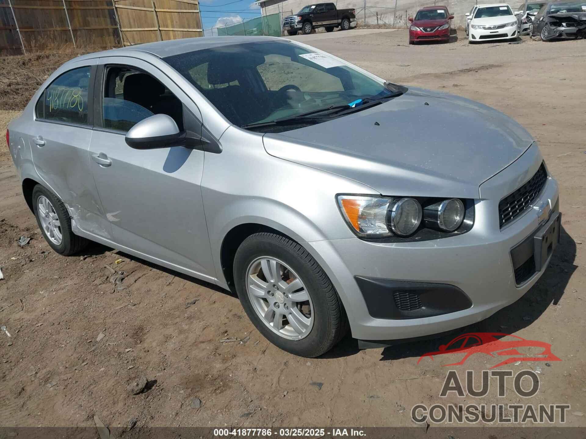 CHEVROLET SONIC 2015 - 1G1JC5SH5F4212883
