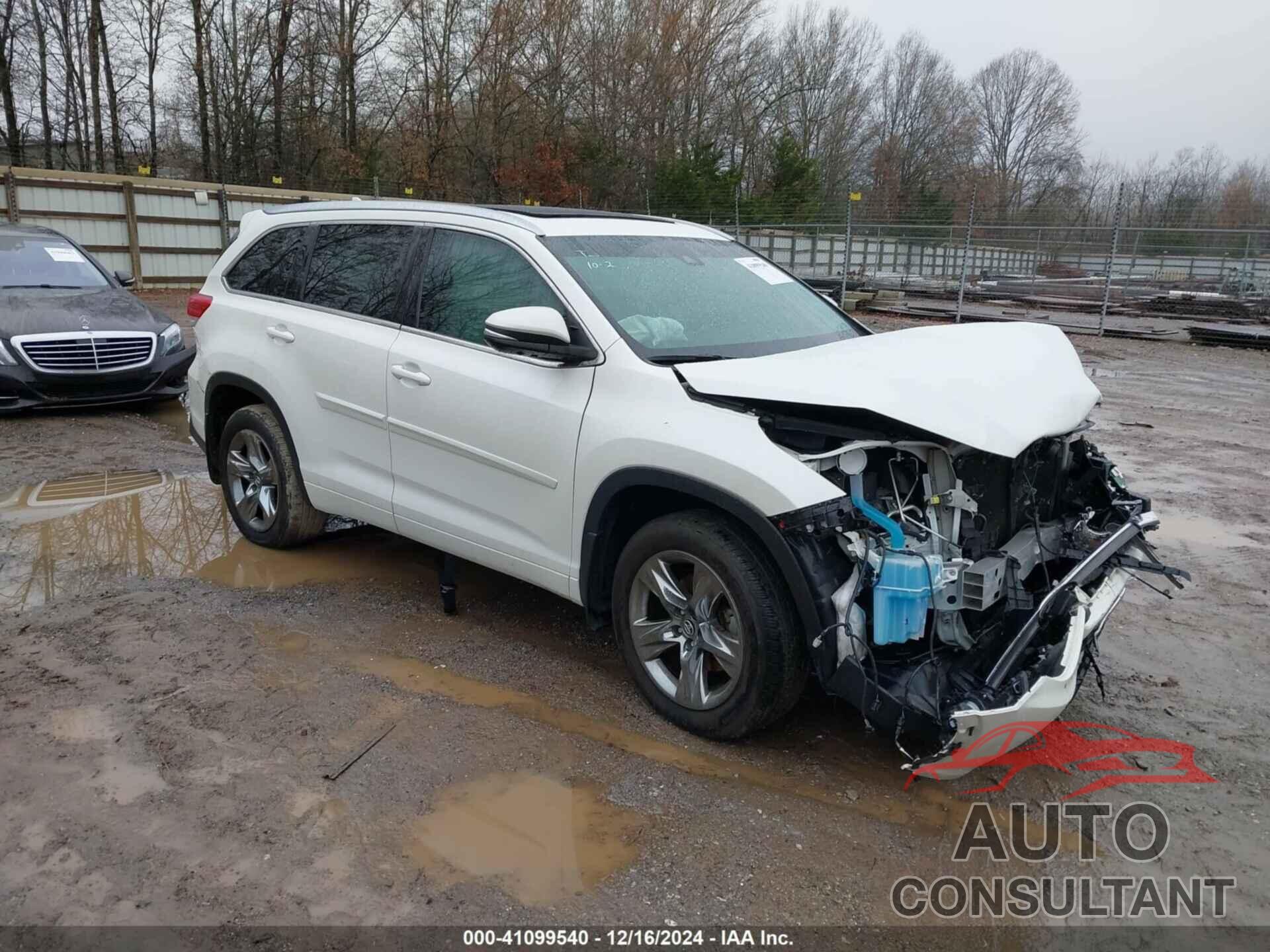 TOYOTA HIGHLANDER 2018 - 5TDDZRFH1JS489709