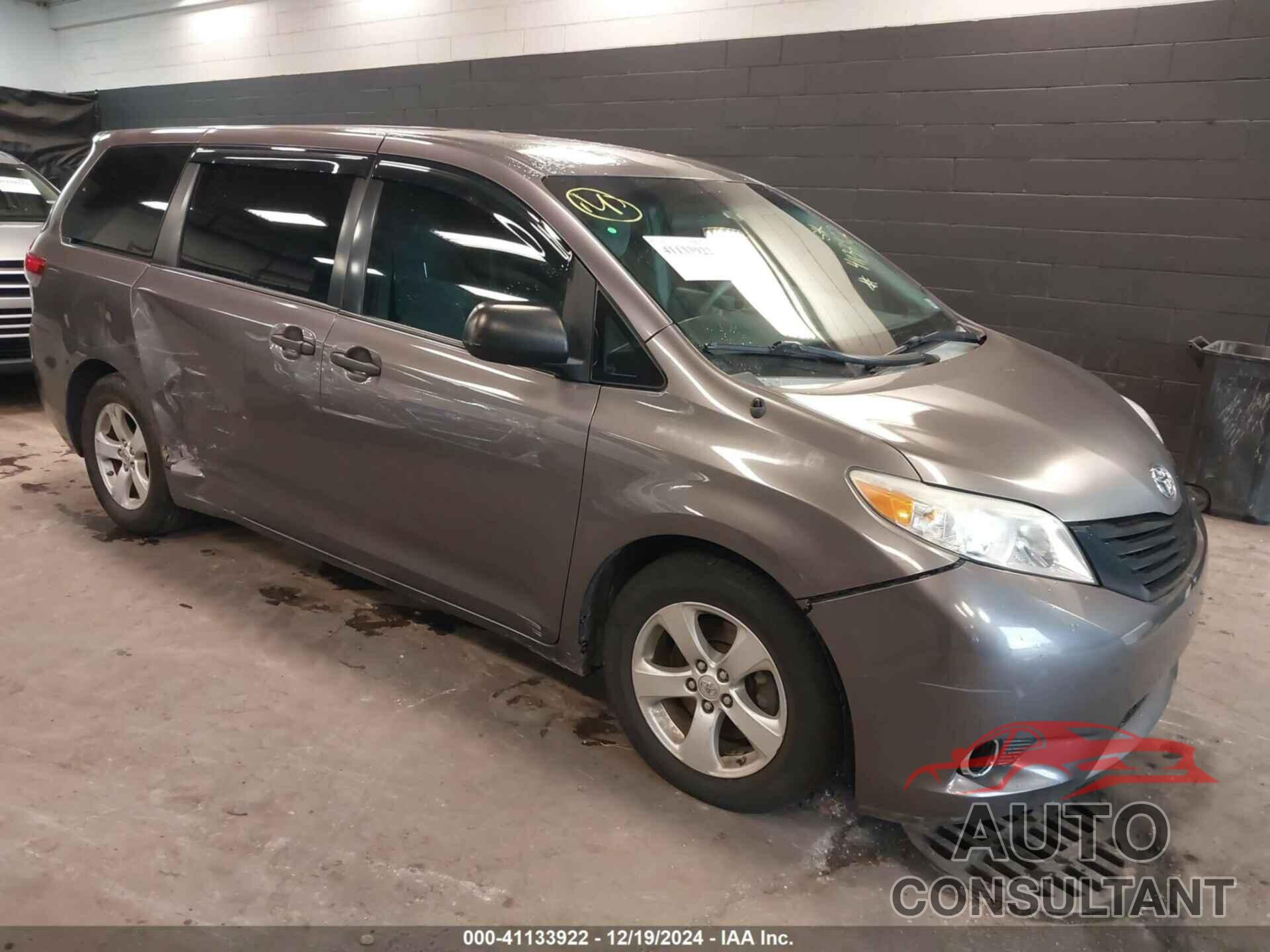 TOYOTA SIENNA 2013 - 5TDZK3DC1DS282384