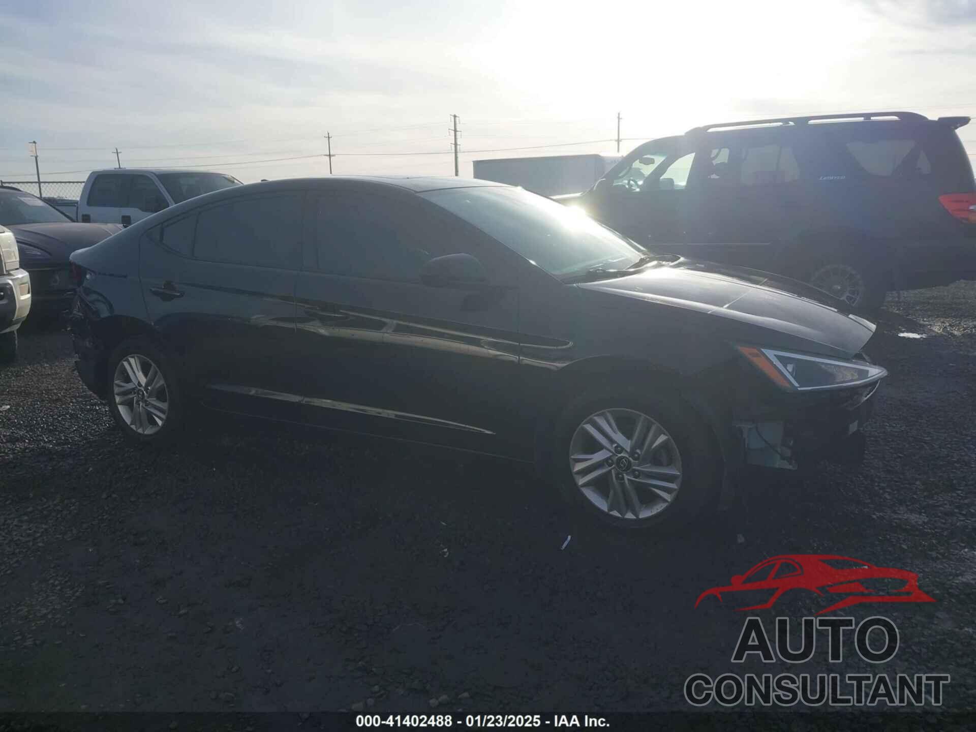 HYUNDAI ELANTRA 2019 - 5NPD84LF8KH467531