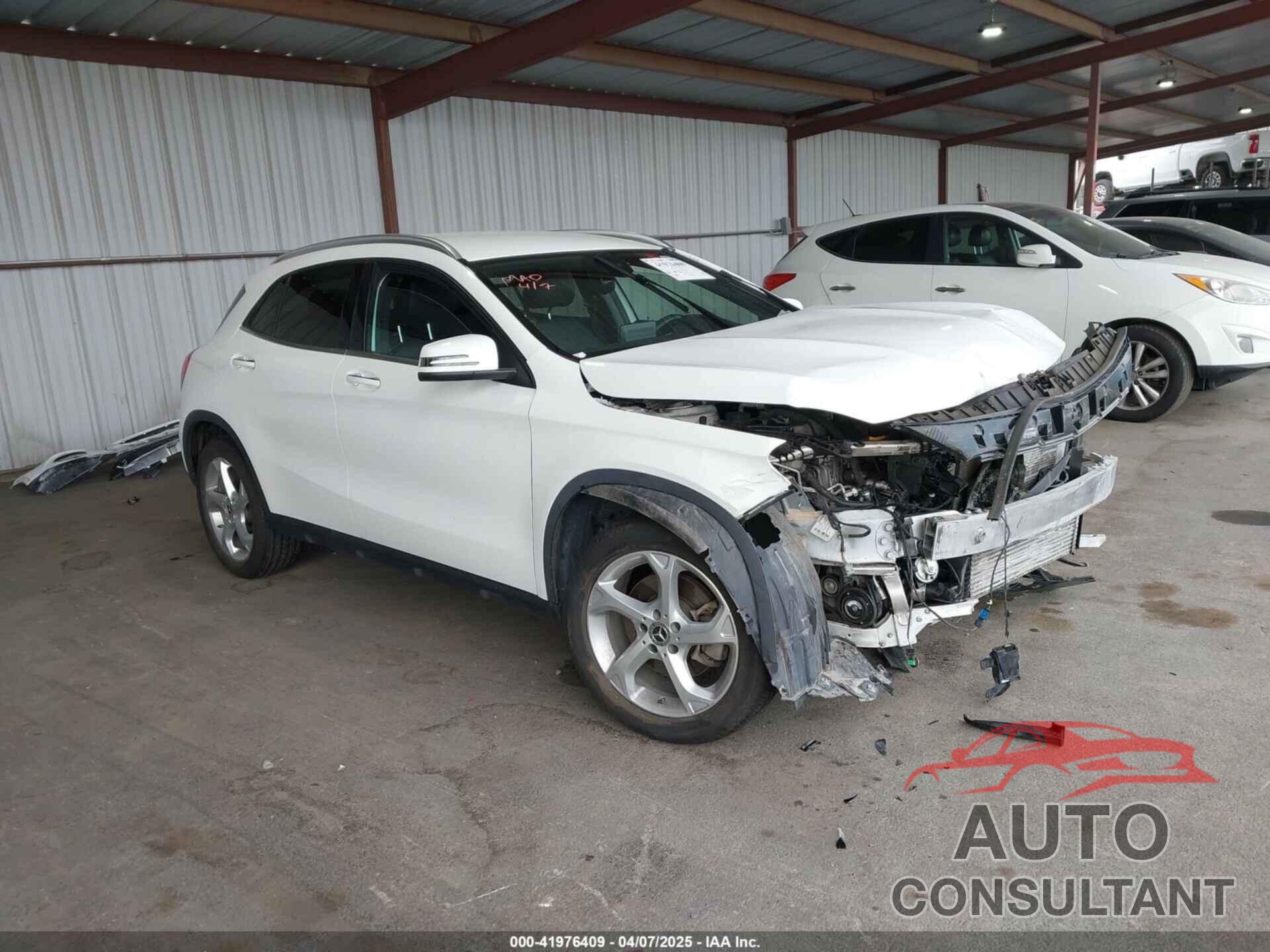 MERCEDES-BENZ GLA 250 2020 - W1NTG4GB0LU030774