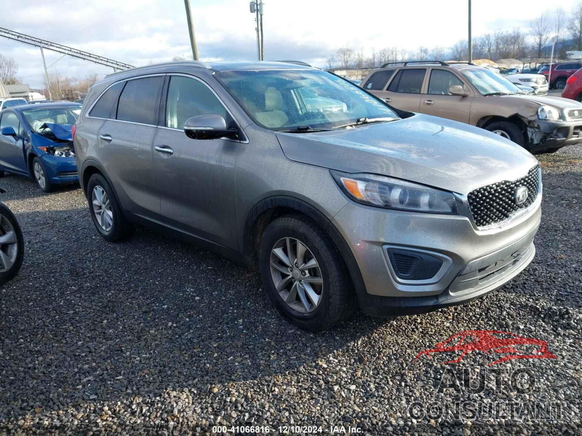 KIA SORENTO 2016 - 5XYPG4A54GG027377