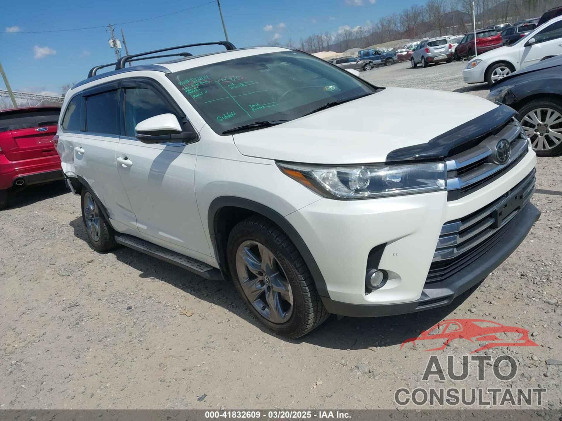 TOYOTA HIGHLANDER 2018 - 5TDDZRFH3JS901578