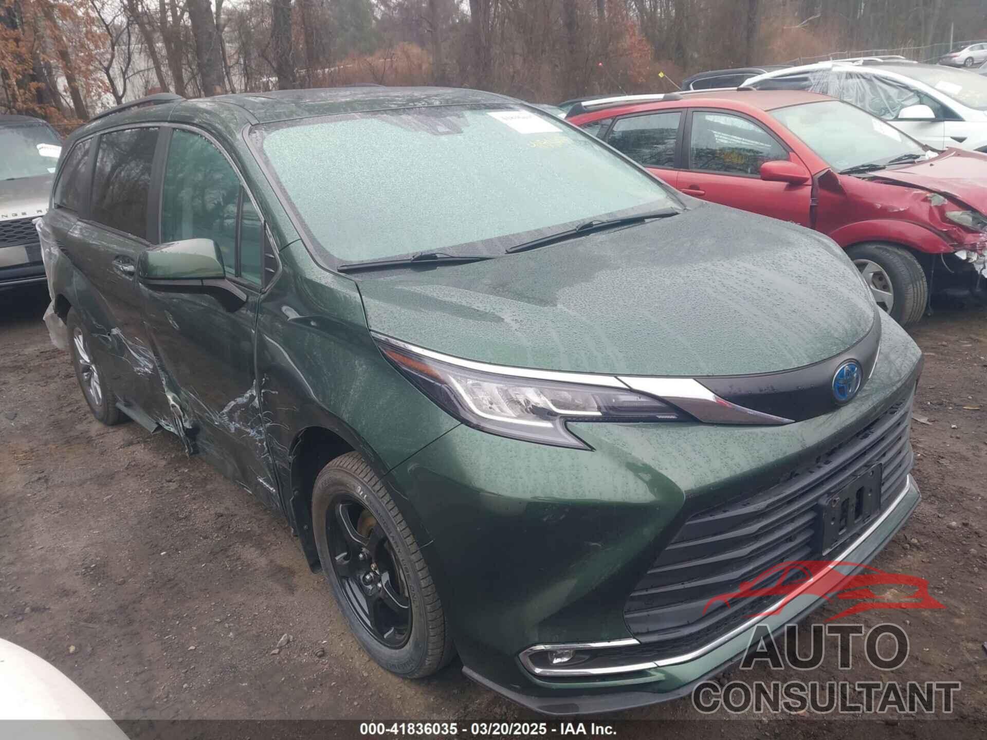 TOYOTA SIENNA 2021 - 5TDYRKEC9MS063446