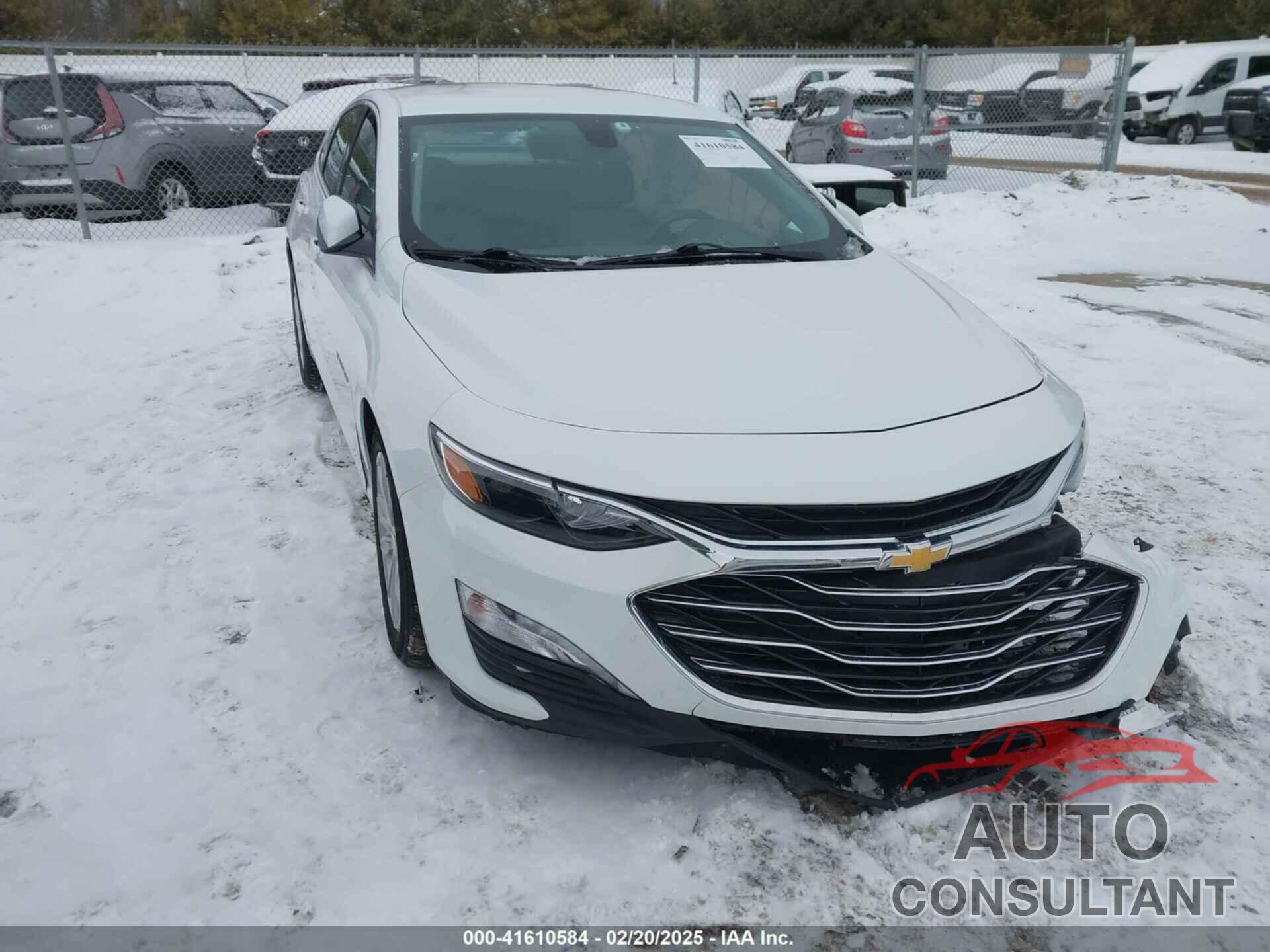 CHEVROLET MALIBU 2022 - 1G1ZD5ST8NF147440