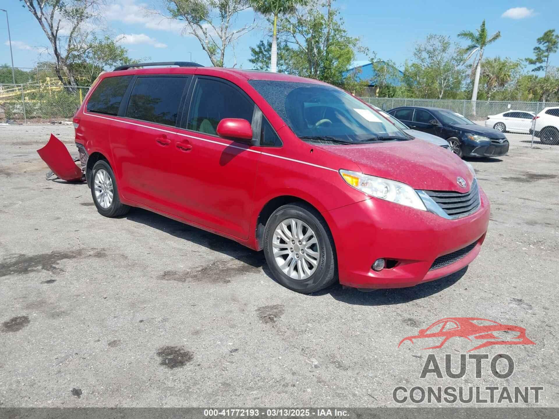 TOYOTA SIENNA 2013 - 5TDYK3DC5DS398375