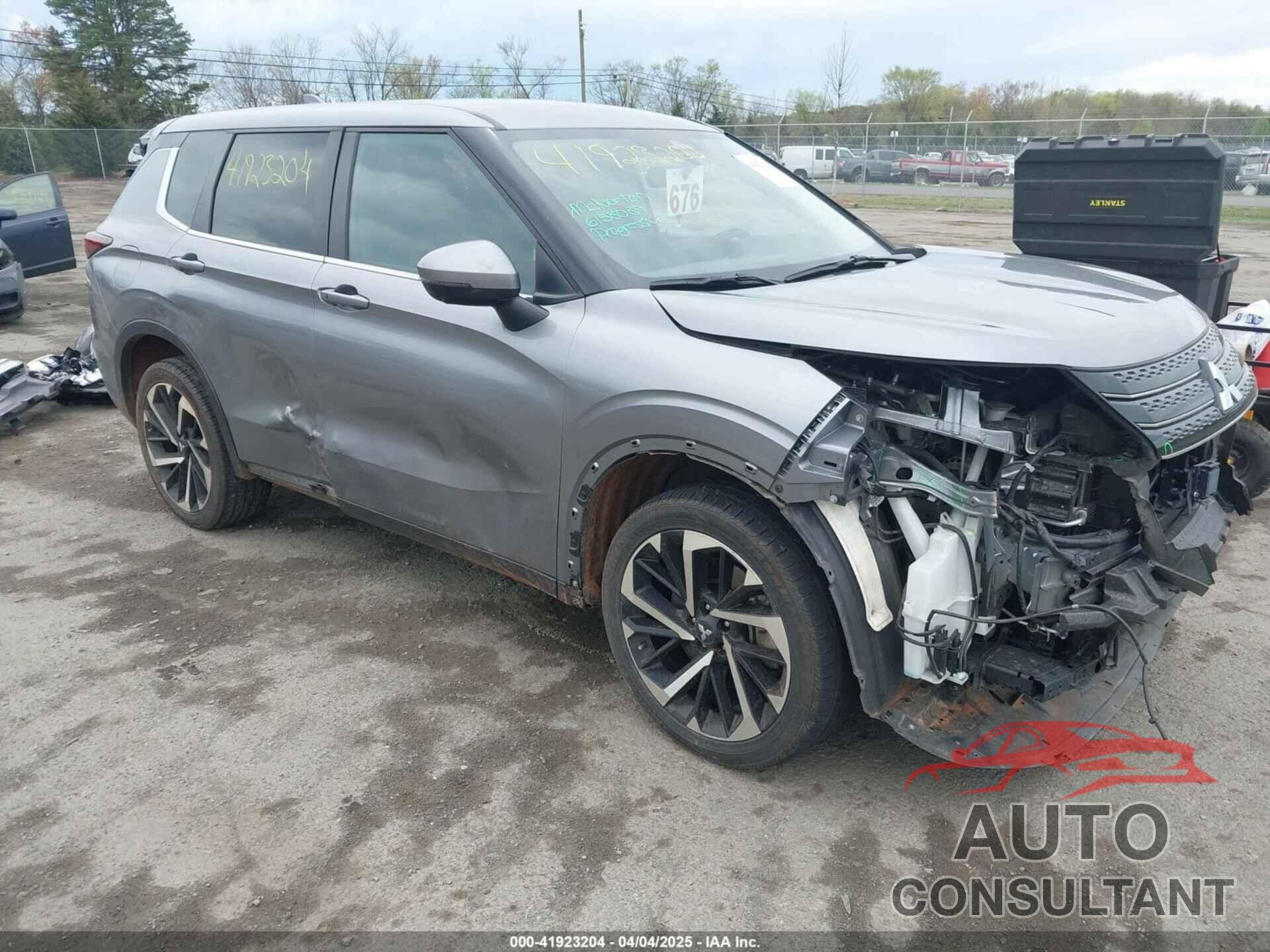 MITSUBISHI OUTLANDER 2022 - JA4J4UA83NZ023998