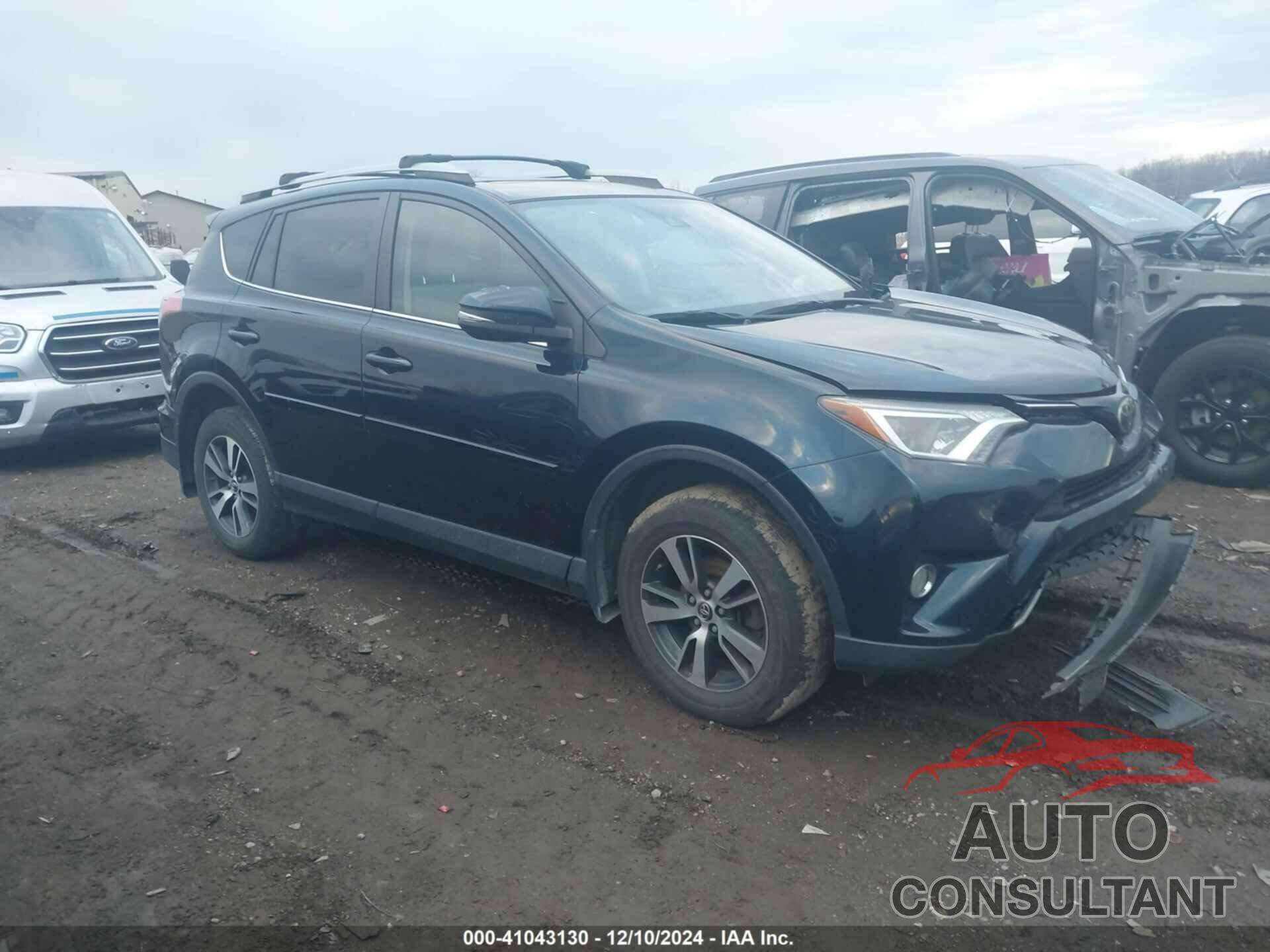 TOYOTA RAV4 2018 - JTMRFREV4JJ232241