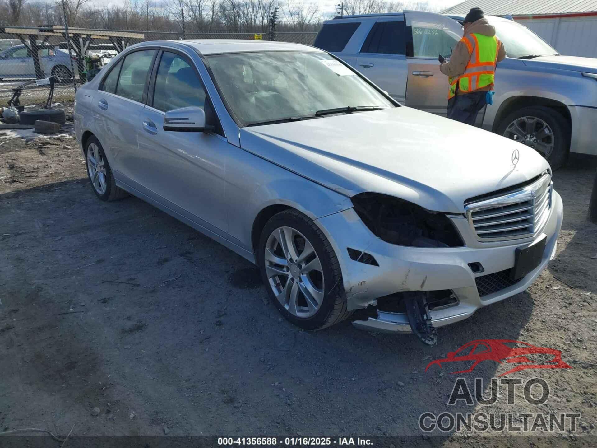 MERCEDES-BENZ C 300 2014 - WDDGF8AB9EA955222
