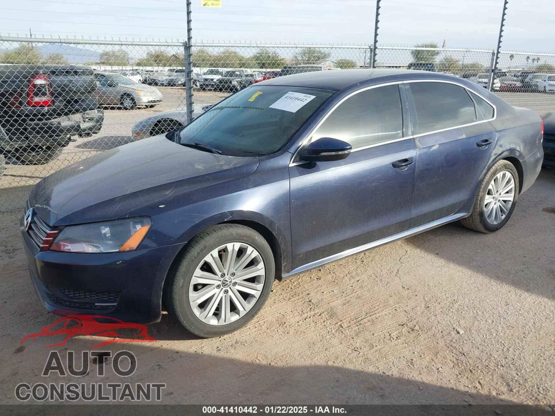 VOLKSWAGEN PASSAT 2012 - 1VWBP7A31CC100940