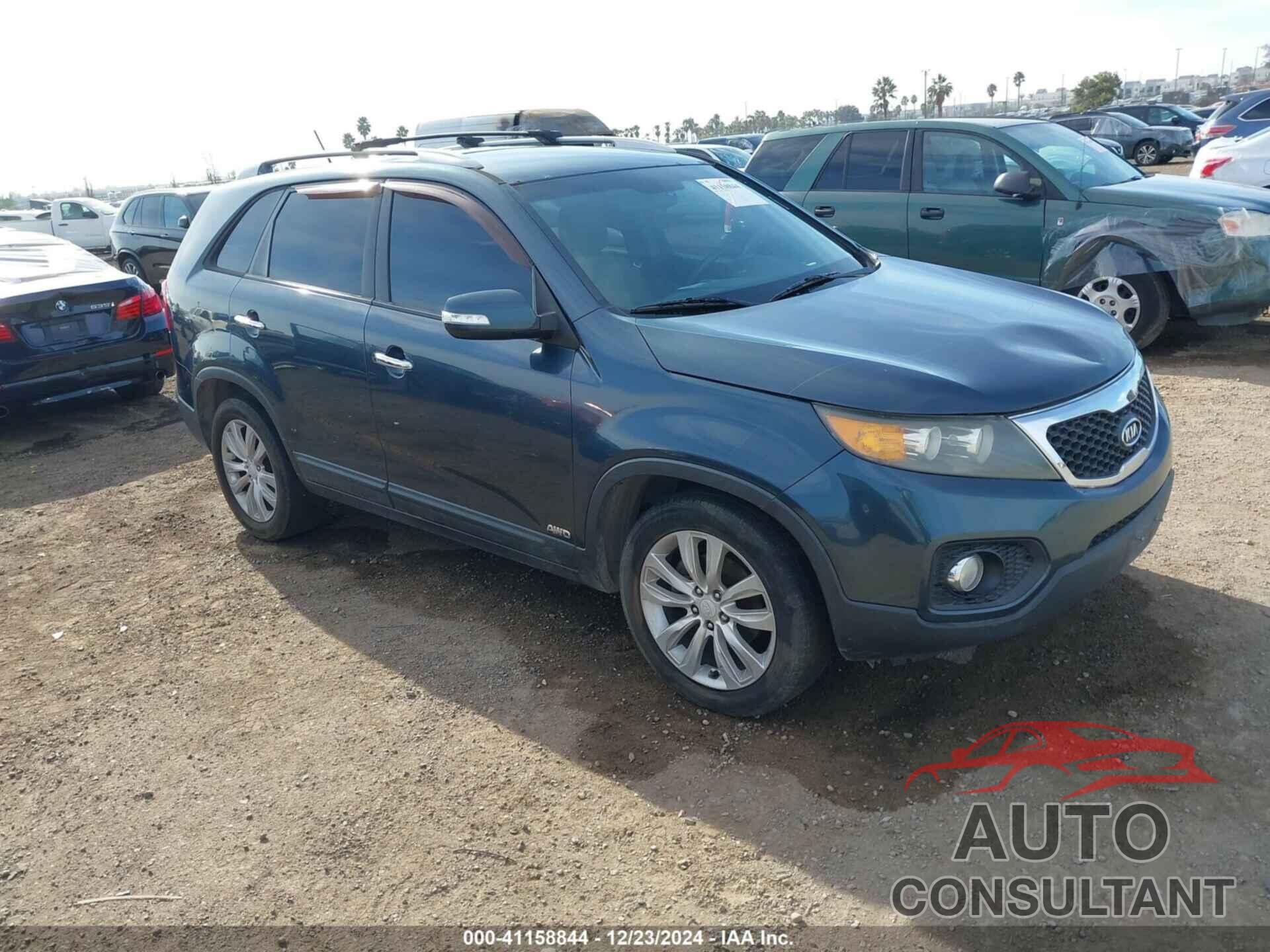 KIA SORENTO 2011 - 5XYKTDA29BG141203