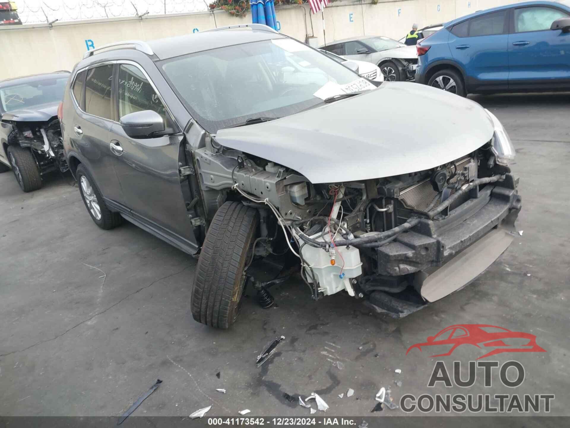 NISSAN ROGUE 2018 - KNMAT2MV3JP500059