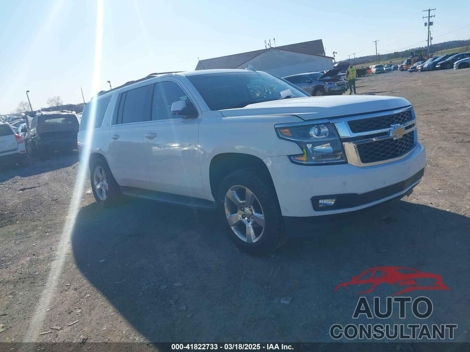 CHEVROLET SUBURBAN 2016 - 1GNSKHKC5GR242109