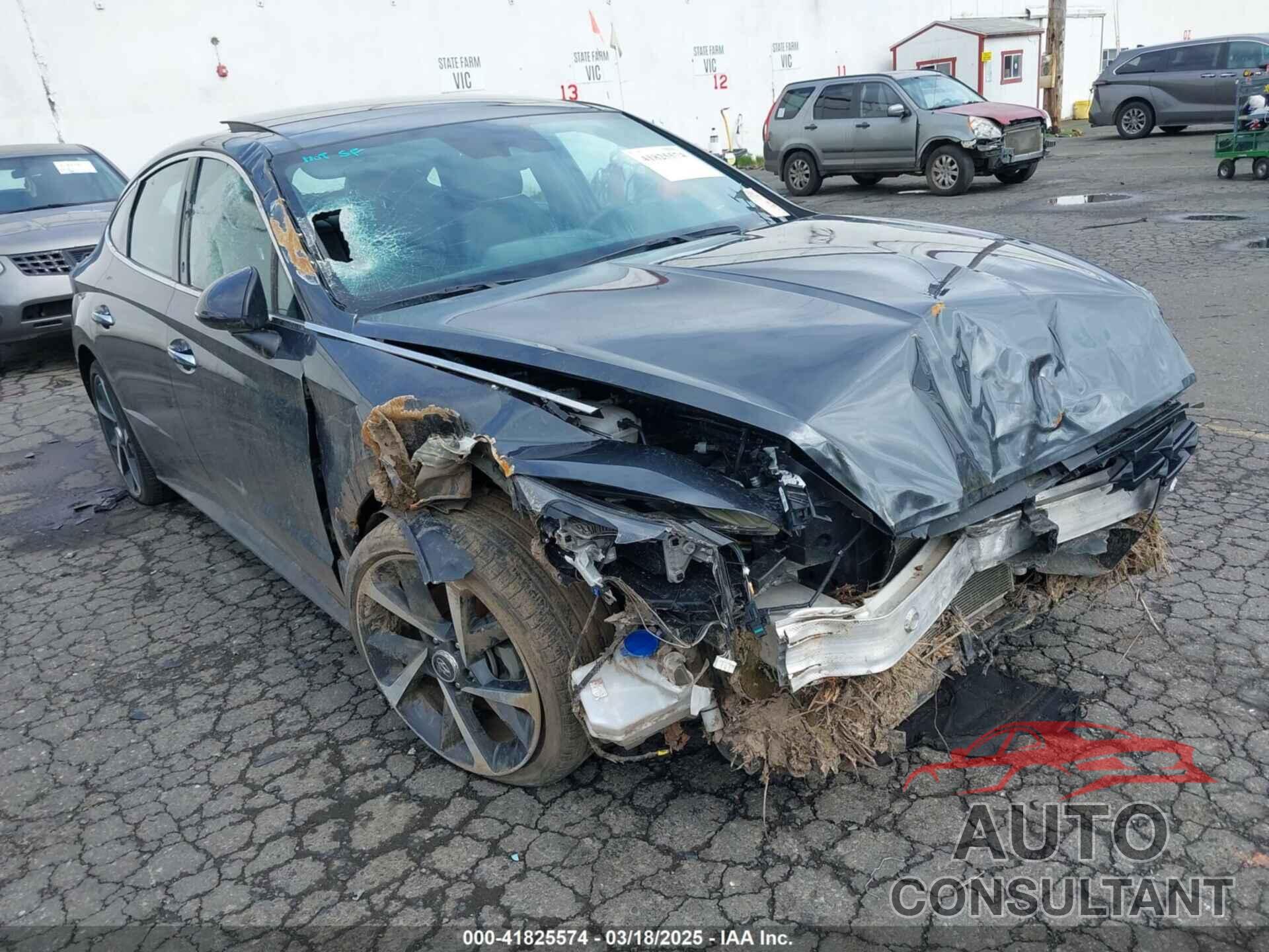 HYUNDAI SONATA 2023 - KMHL44J28PA264205